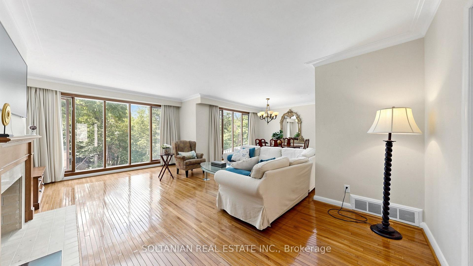 Photo 7 of 57 Sumner Heights Drive, North York, Bayview Village — HOMEH