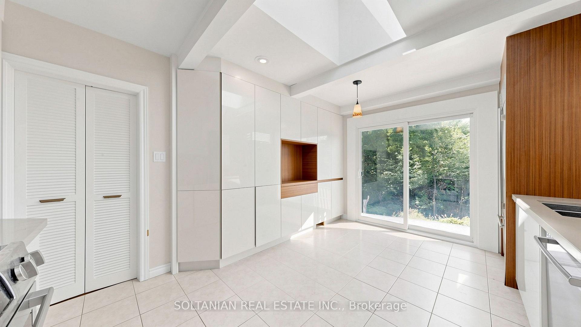Photo 17 of 57 Sumner Heights Drive, North York, Bayview Village — HOMEH