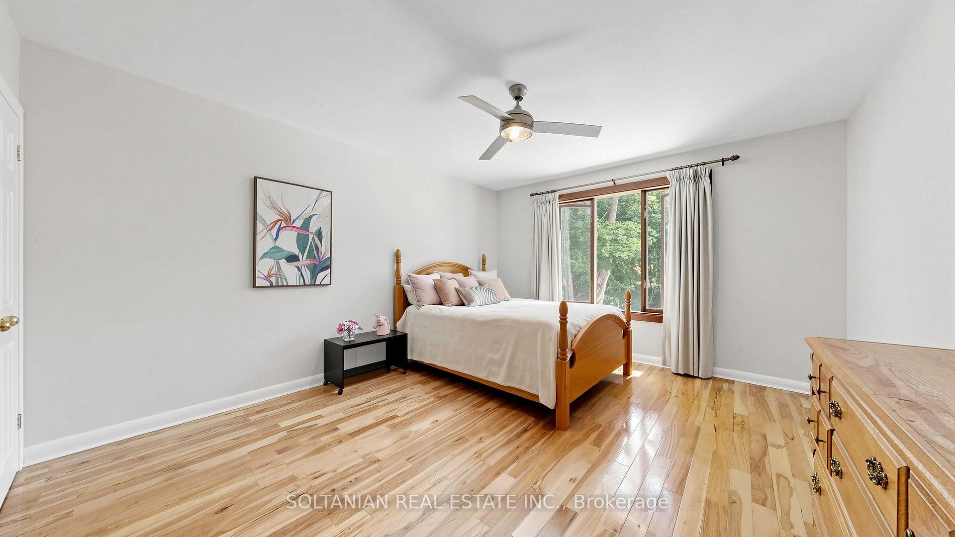 Photo 20 of 57 Sumner Heights Drive, North York, Bayview Village — HOMEH