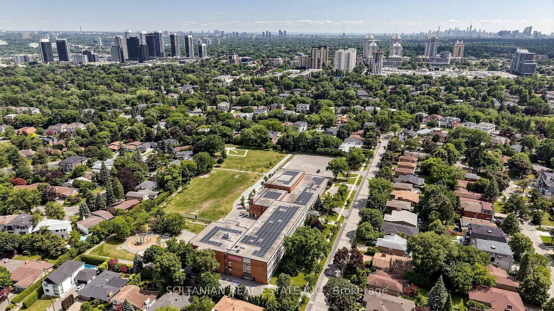 Photo 49 of 57 Sumner Heights Drive, North York, Bayview Village — HOMEH