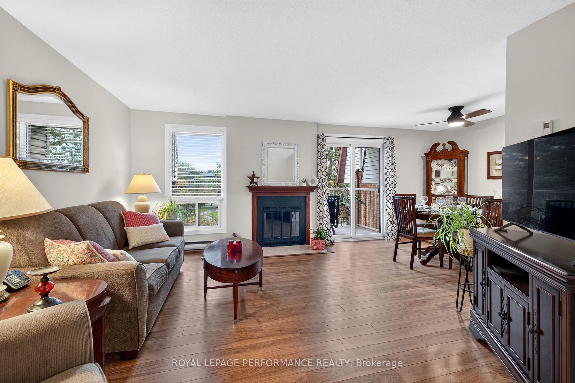 Photo 10 of Unit 7, 18 Sweetbriar Circle, Ottawa, Barrhaven - Pheasant Run — HOMEH