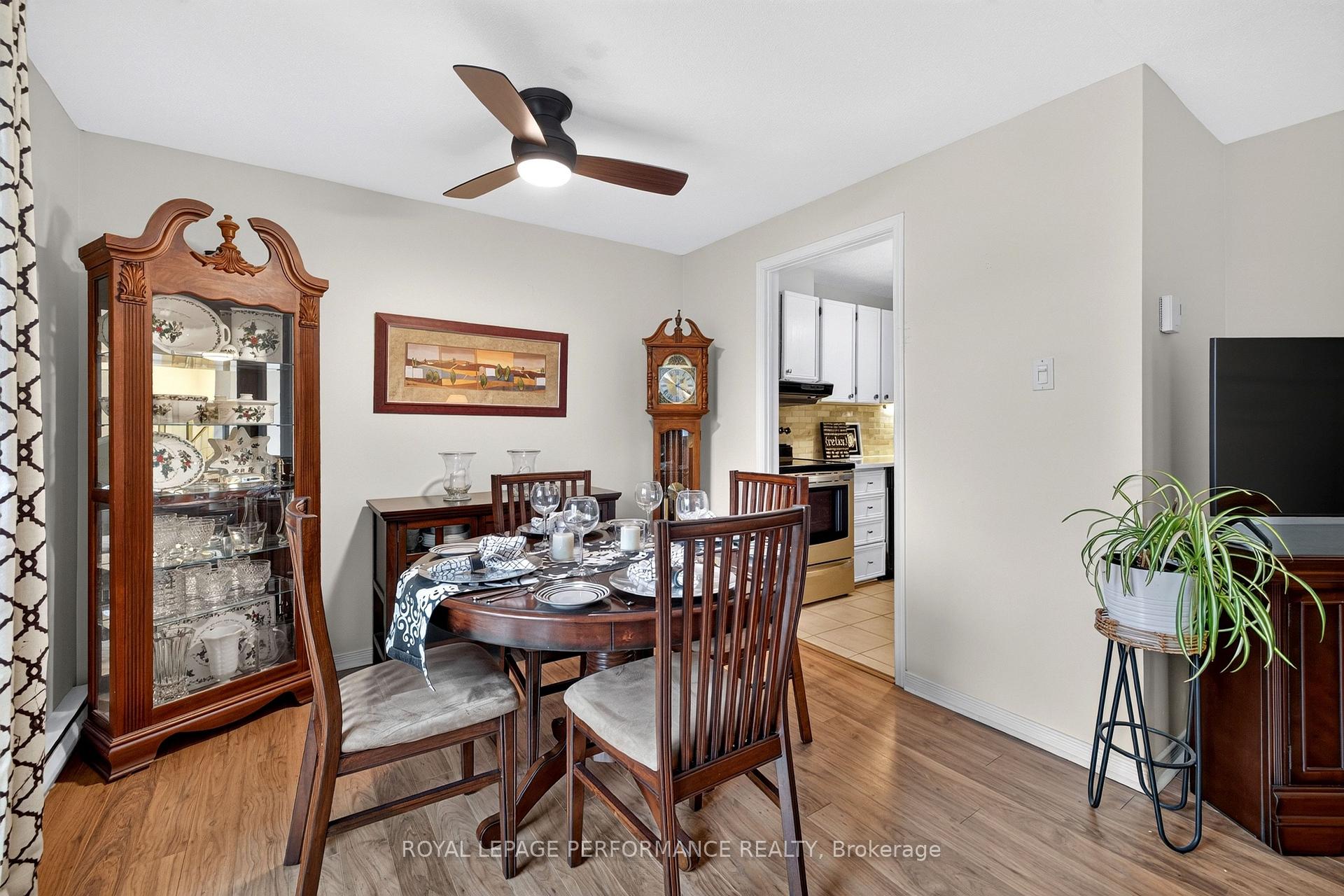 Photo 20 of Unit 7, 18 Sweetbriar Circle, Ottawa, Barrhaven - Pheasant Run — HOMEH