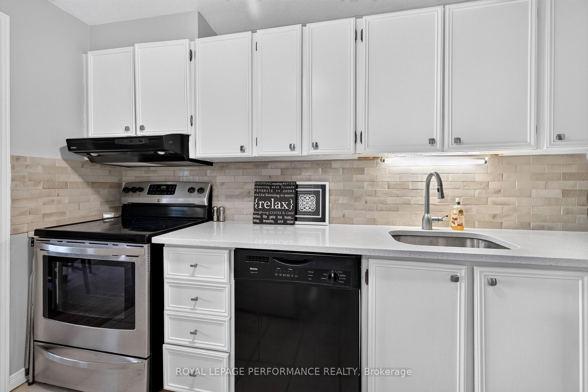 Photo 27 of Unit 7, 18 Sweetbriar Circle, Ottawa, Barrhaven - Pheasant Run — HOMEH