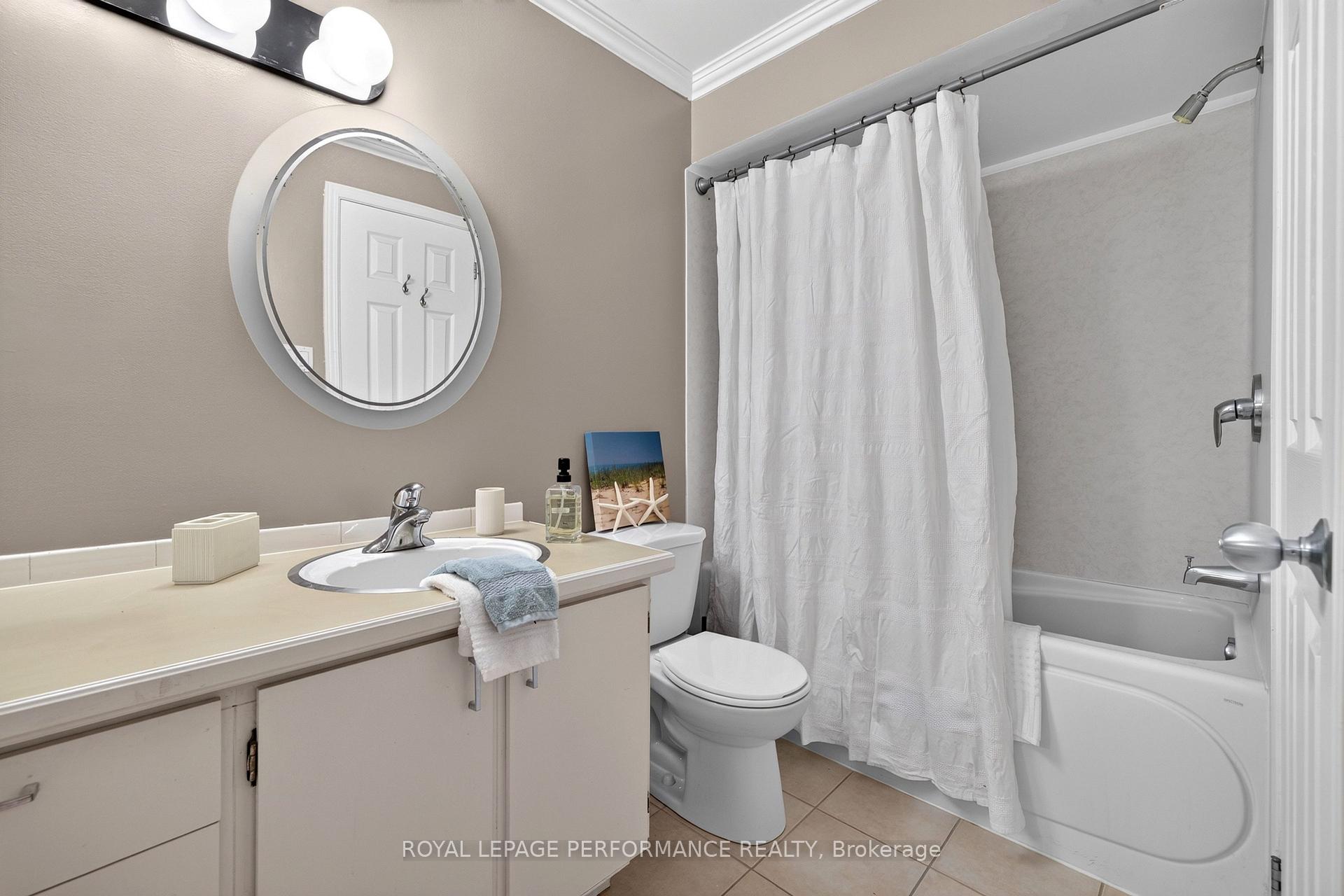 Photo 31 of Unit 7, 18 Sweetbriar Circle, Ottawa, Barrhaven - Pheasant Run — HOMEH