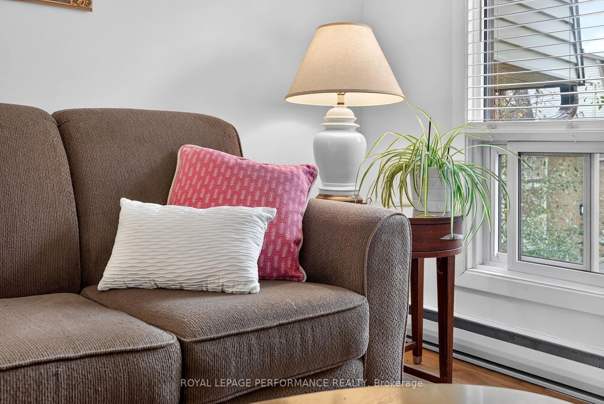 Photo 18 of Unit 7, 18 Sweetbriar Circle, Ottawa, Barrhaven - Pheasant Run — HOMEH