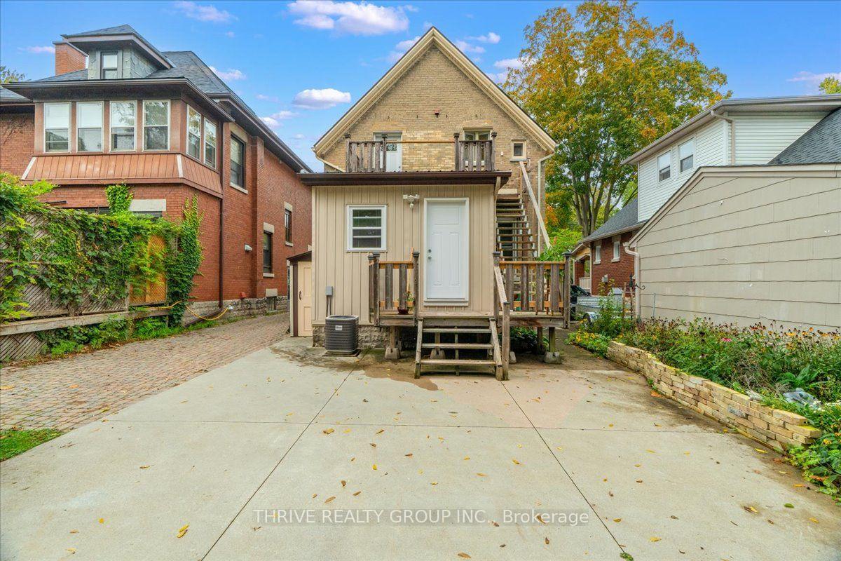 Photo 39 of 41 Victor Street, London, South F — HOMEH