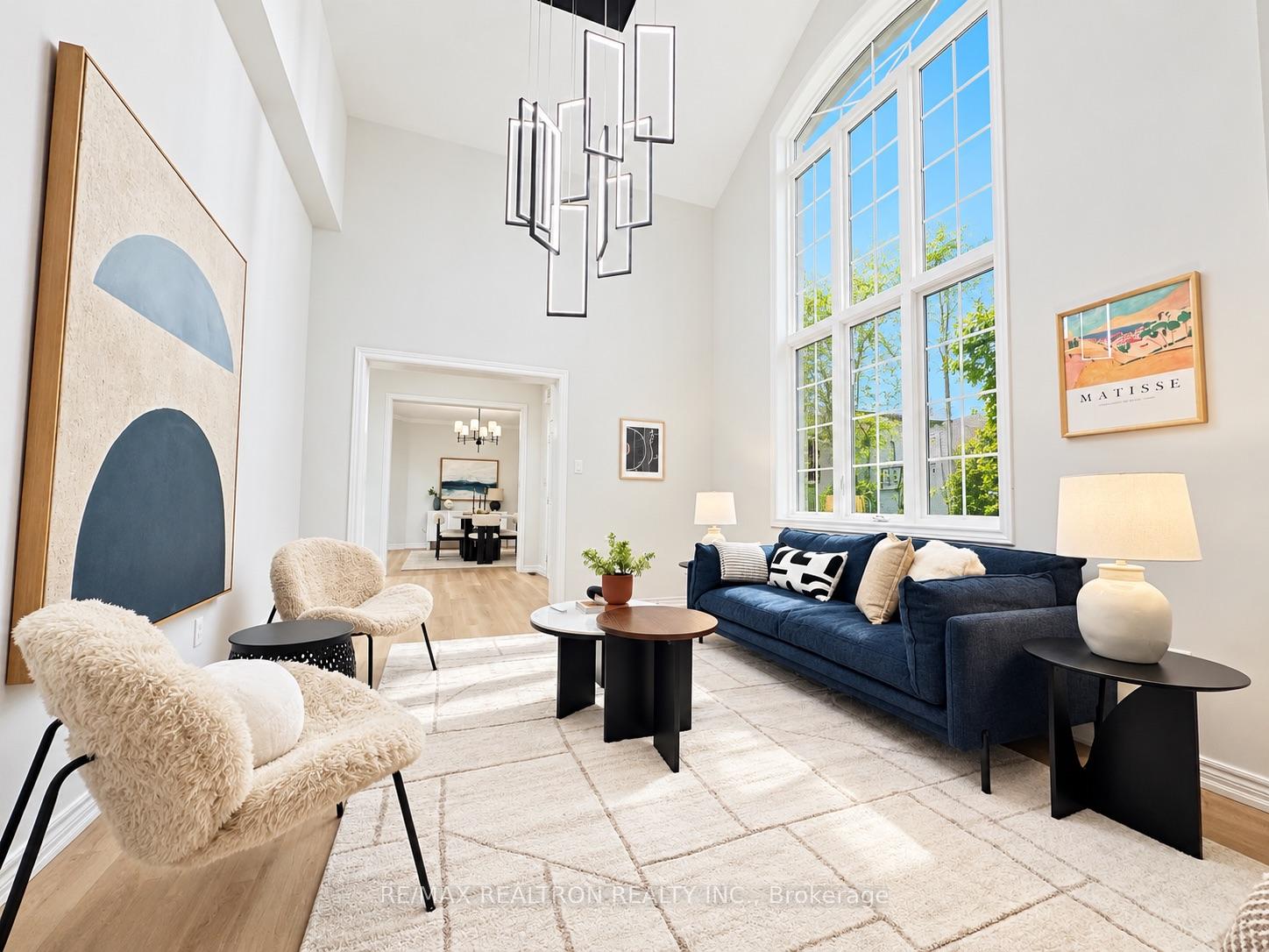 Photo 15 of 405 Lauderdale Drive, Vaughan, Patterson — HOMEH