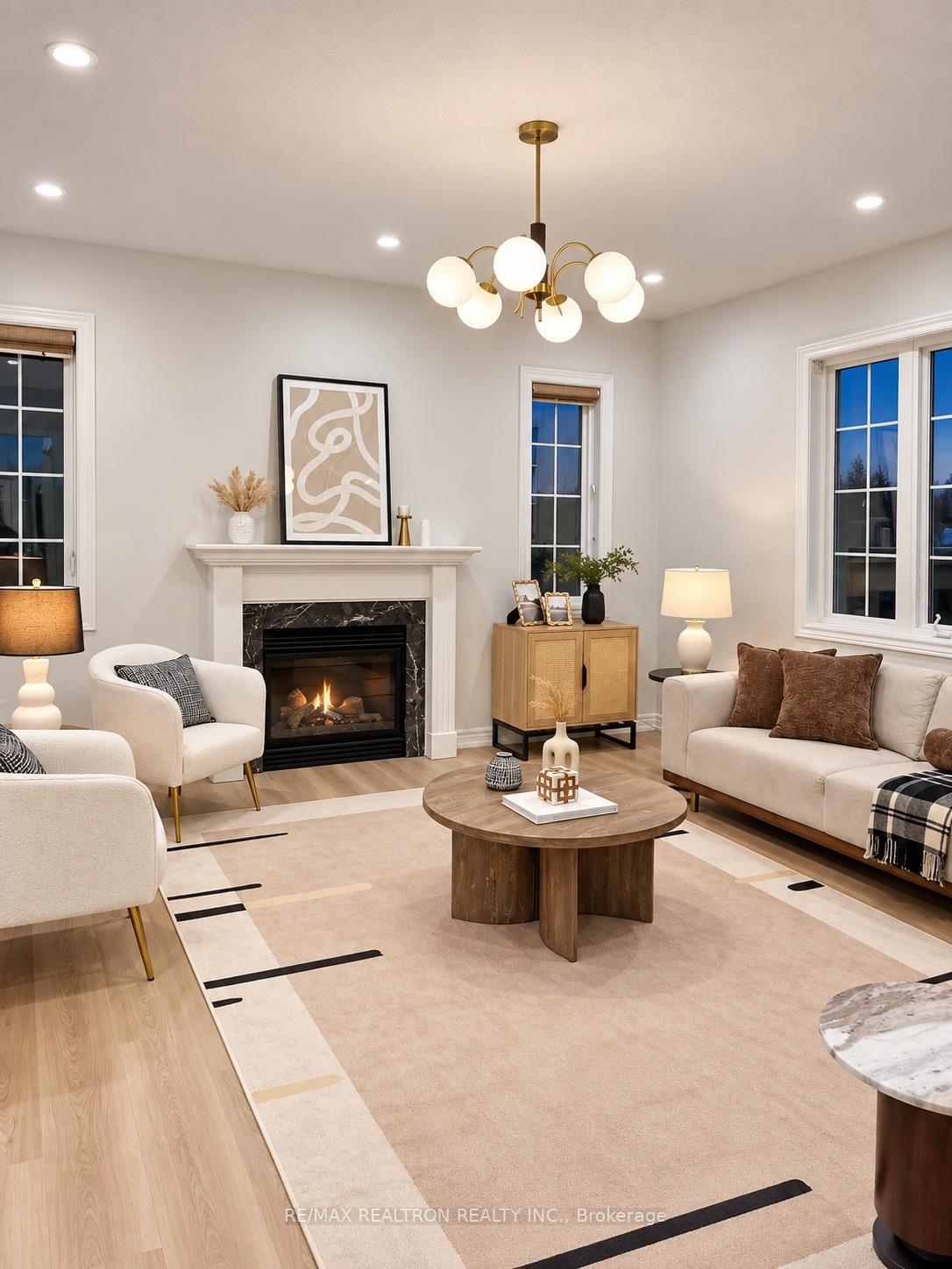 Photo 19 of 405 Lauderdale Drive, Vaughan, Patterson — HOMEH