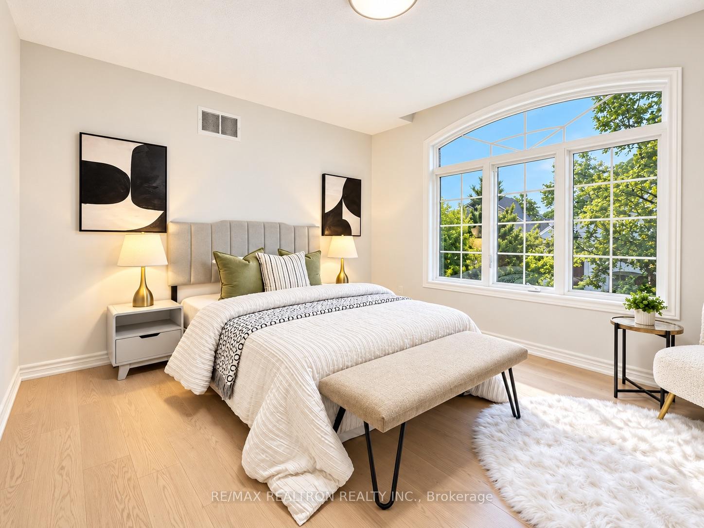 Photo 49 of 405 Lauderdale Drive, Vaughan, Patterson — HOMEH