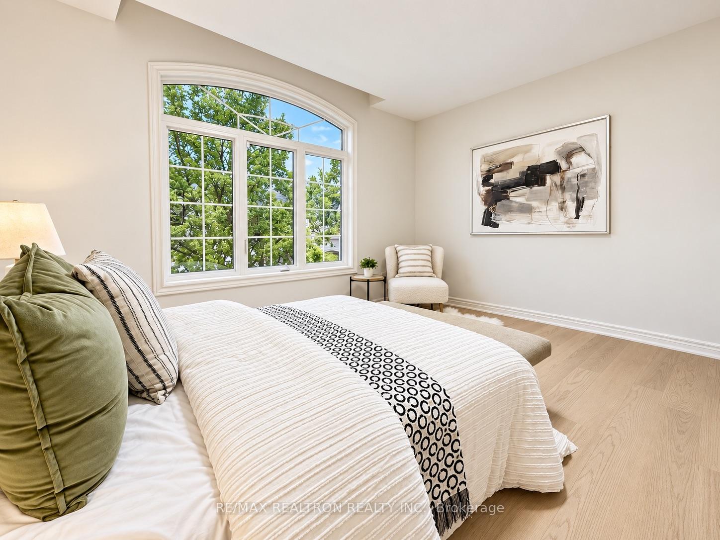 Photo 51 of 405 Lauderdale Drive, Vaughan, Patterson — HOMEH