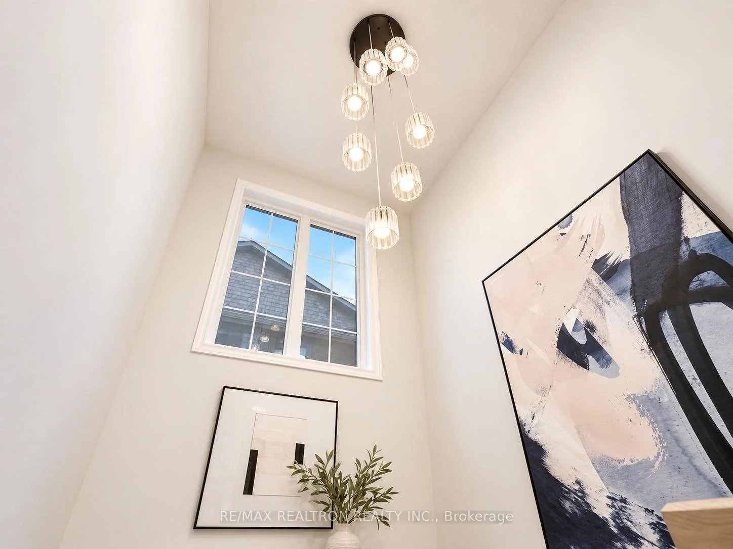 Photo 25 of 405 Lauderdale Drive, Vaughan, Patterson — HOMEH