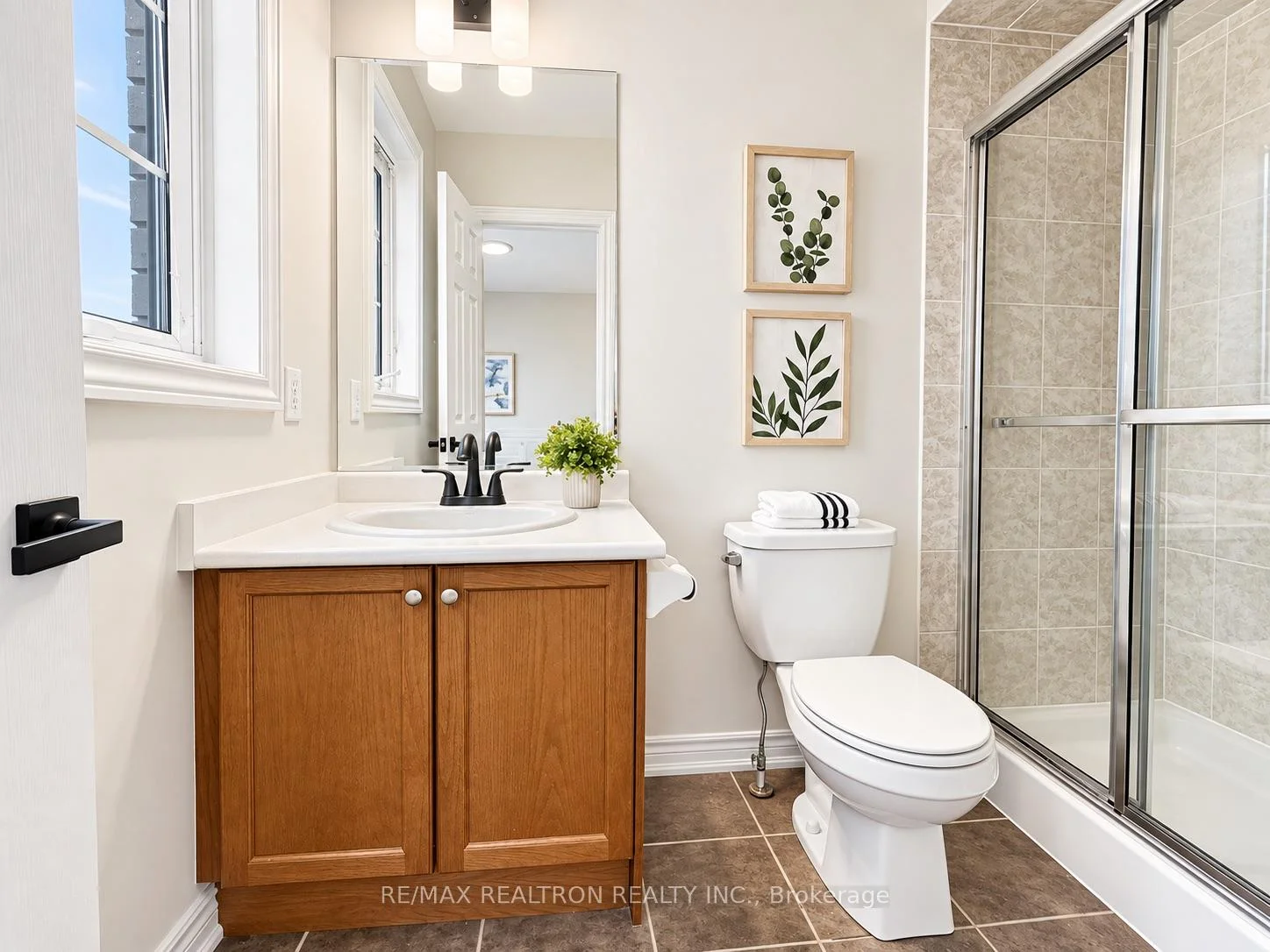 Photo 66 of 405 Lauderdale Drive, Vaughan, Patterson — HOMEH
