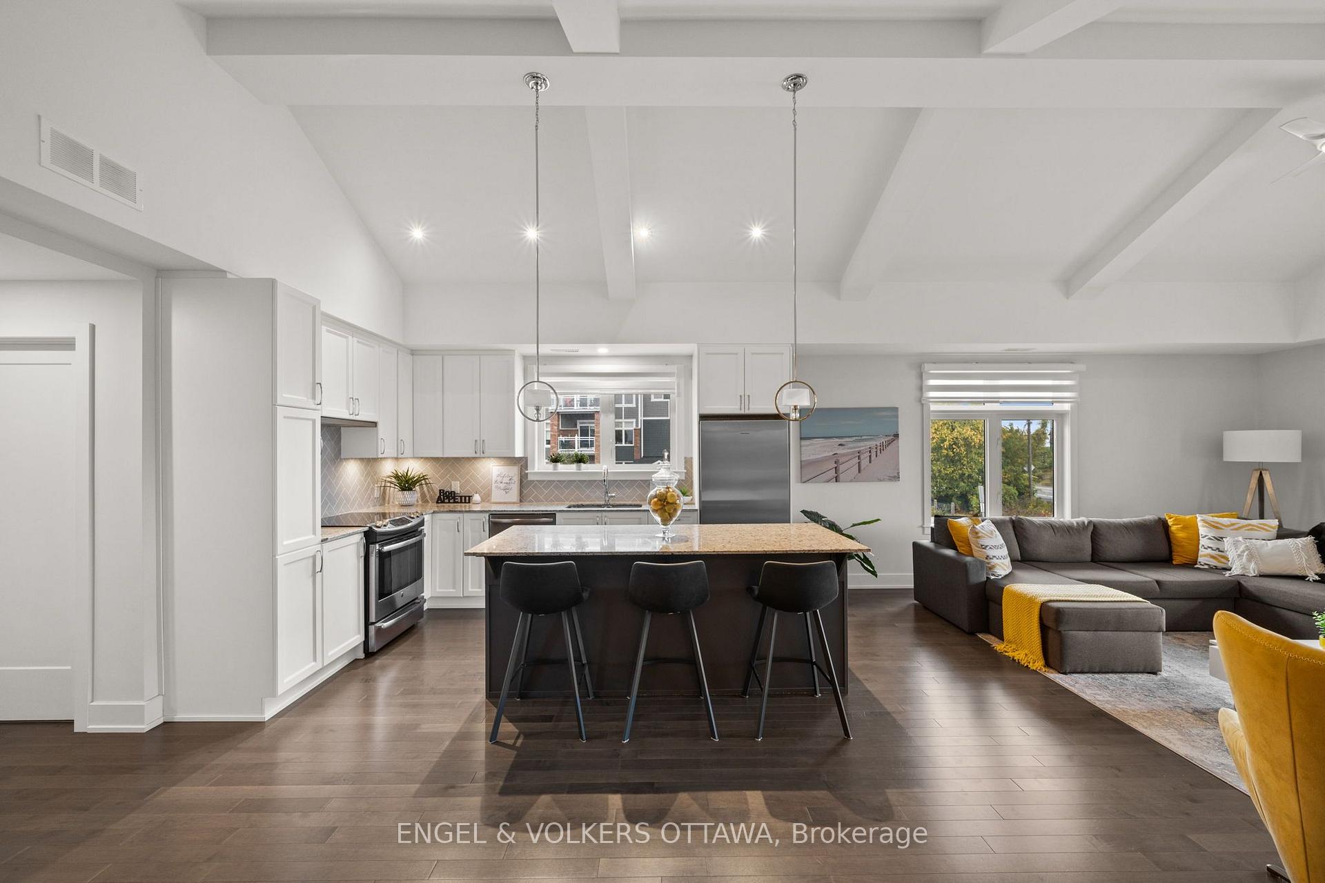 Photo 6 of 244 Mullin Private, Ottawa, Mer Bleue/Bradley Estates/Anderson Park — HOMEH