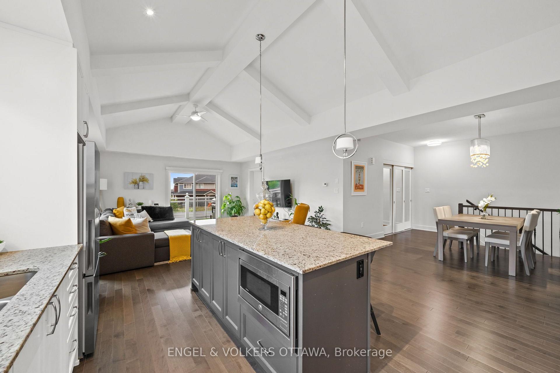 Photo 11 of 244 Mullin Private, Ottawa, Mer Bleue/Bradley Estates/Anderson Park — HOMEH