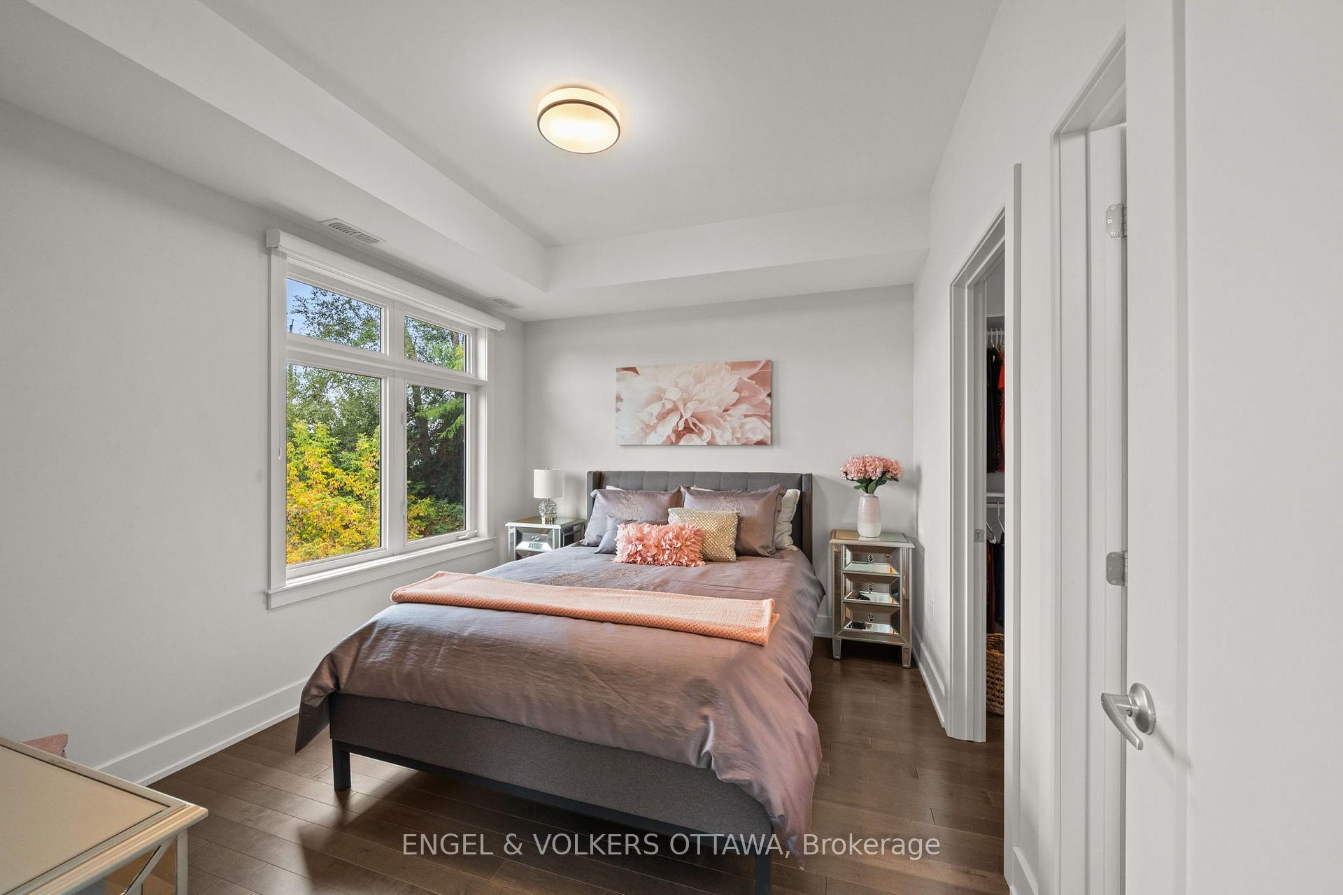 Photo 15 of 244 Mullin Private, Ottawa, Mer Bleue/Bradley Estates/Anderson Park — HOMEH