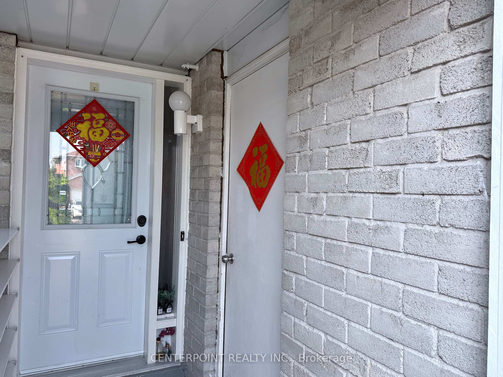 Photo 2 of Unit Upper, 68 Neeland Road, Markham, Milliken Mills East — HOMEH