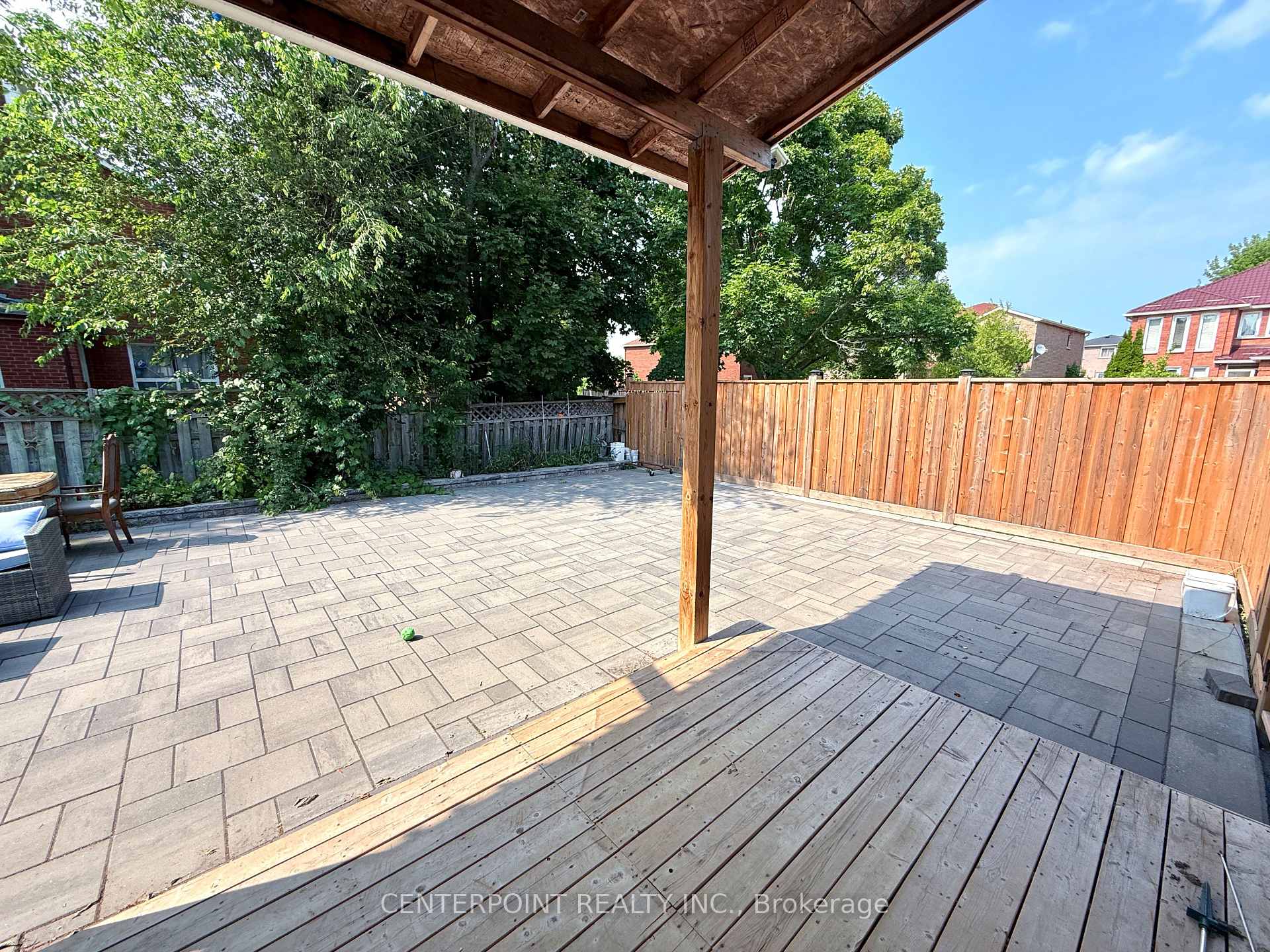 Photo 19 of Unit Upper, 68 Neeland Road, Markham, Milliken Mills East — HOMEH