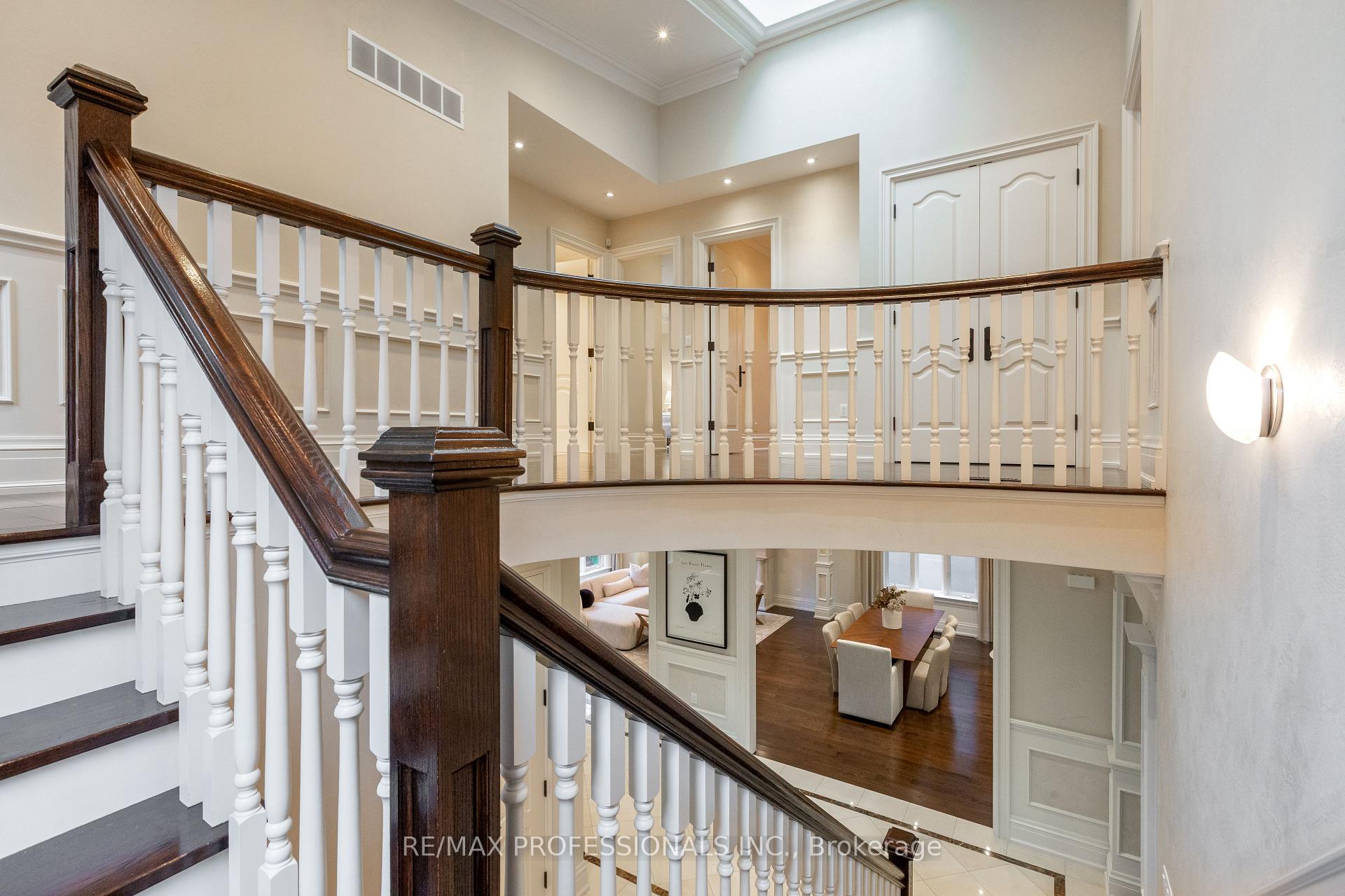 Photo 19 of 18 Hillcroft Drive, Etobicoke, Islington-City Centre West — HOMEH