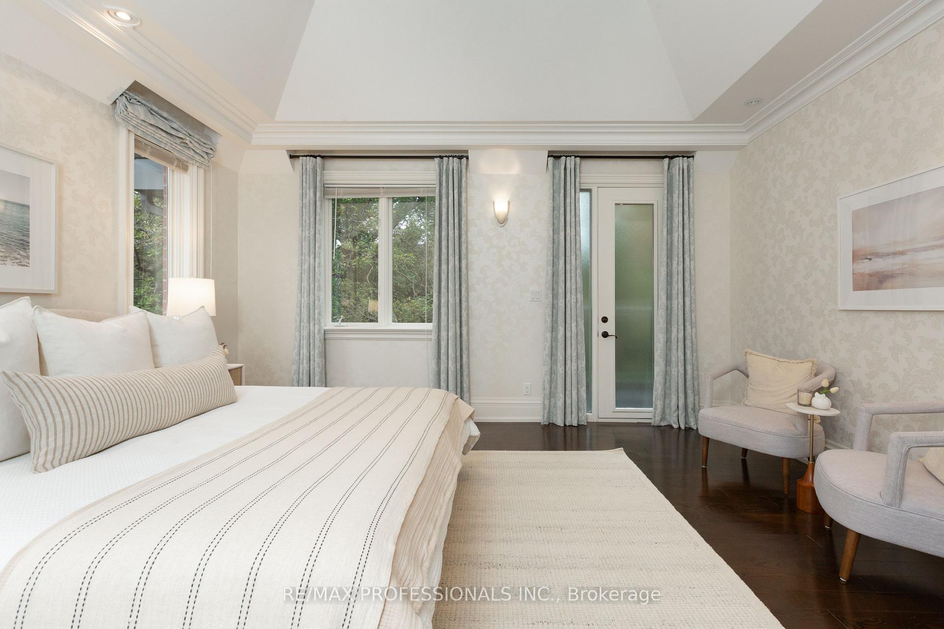 Photo 21 of 18 Hillcroft Drive, Etobicoke, Islington-City Centre West — HOMEH