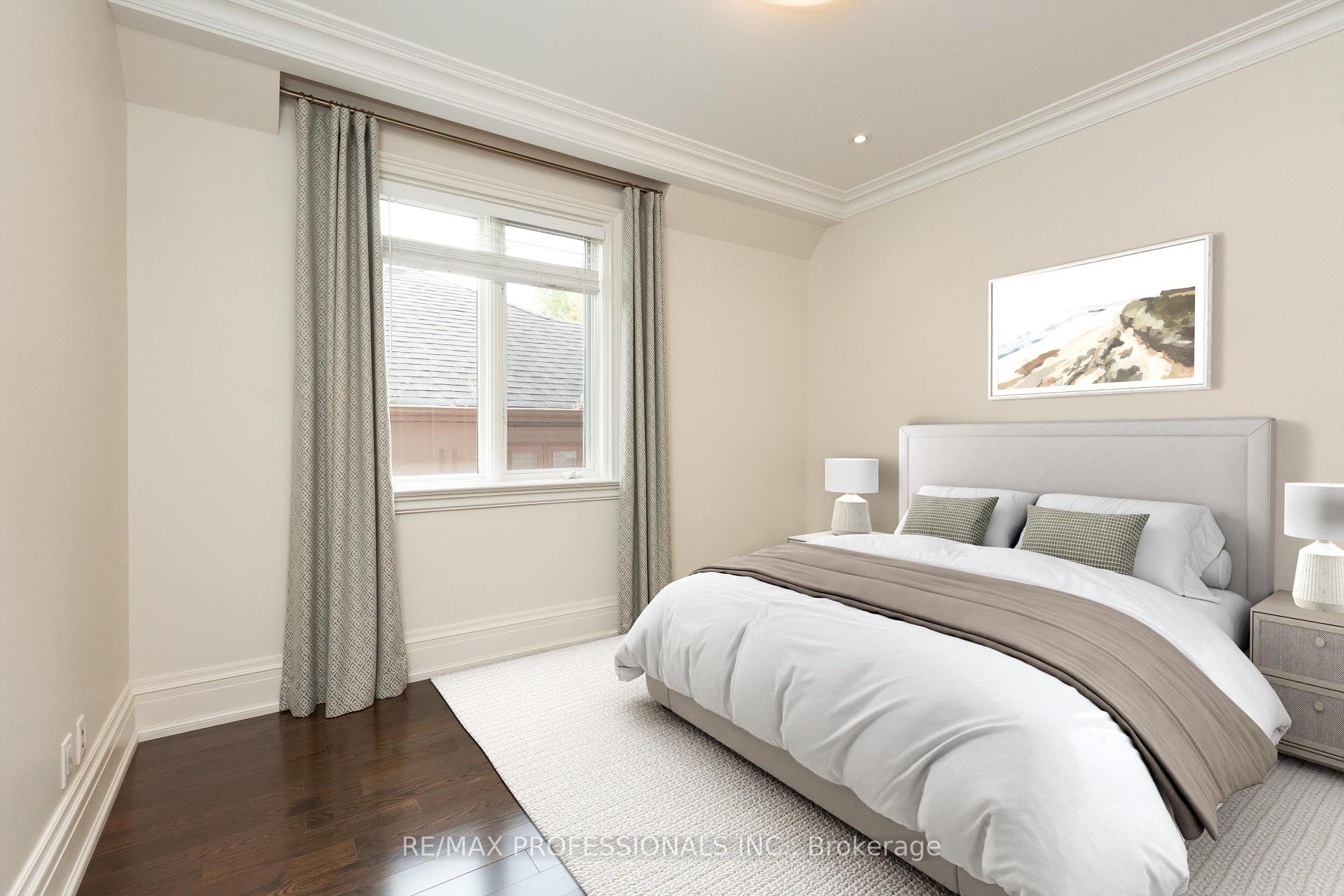Photo 30 of 18 Hillcroft Drive, Etobicoke, Islington-City Centre West — HOMEH