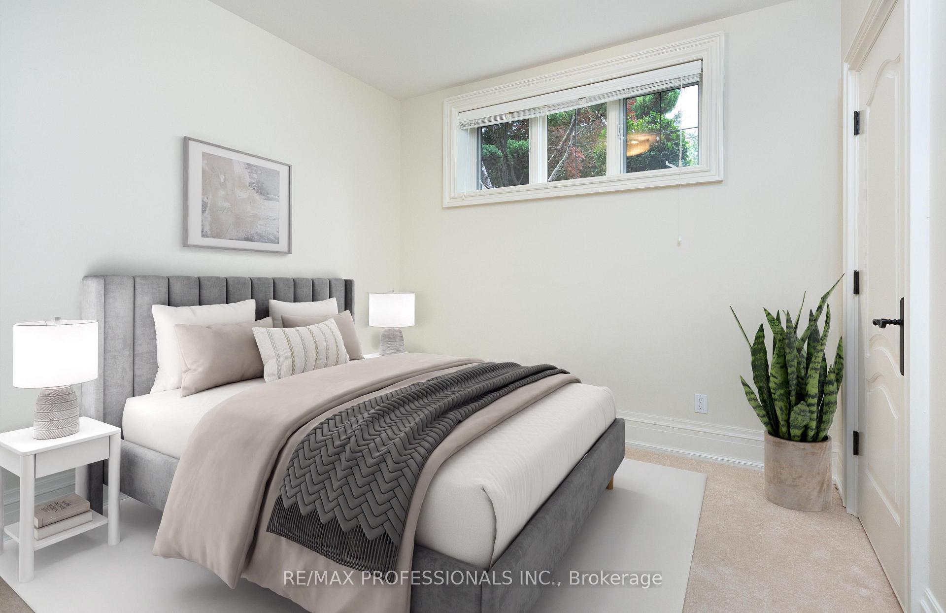Photo 36 of 18 Hillcroft Drive, Etobicoke, Islington-City Centre West — HOMEH