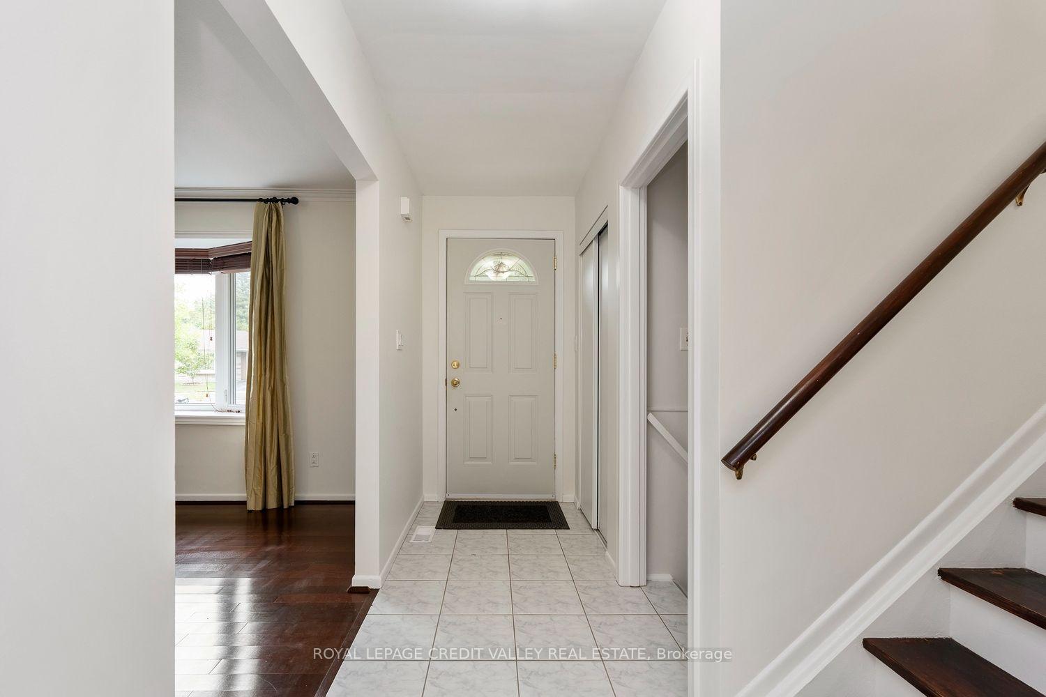 Photo 3 of 62 Summerside Crescent, North York, Hillcrest Village — HOMEH