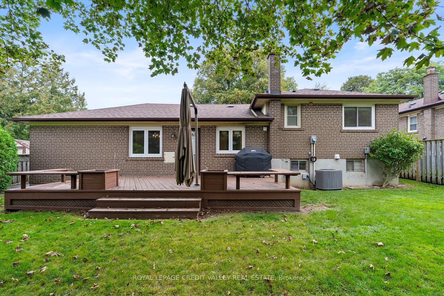 Photo 25 of 62 Summerside Crescent, North York, Hillcrest Village — HOMEH