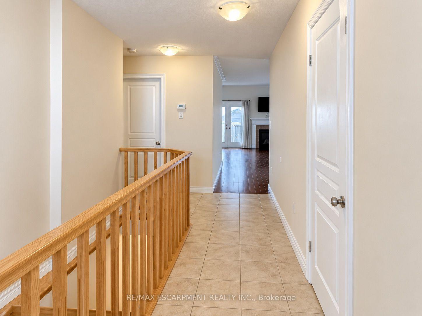 Photo 9 of 81 Bellagio Avenue, Hamilton, Stoney Creek — HOMEH