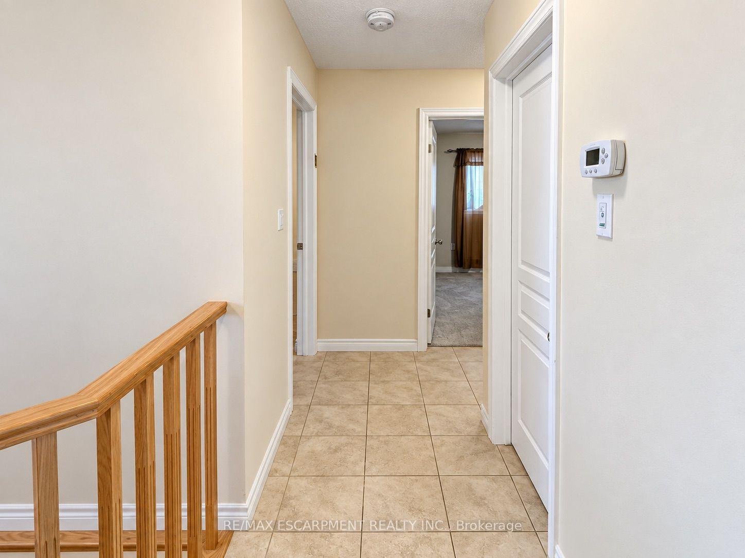 Photo 18 of 81 Bellagio Avenue, Hamilton, Stoney Creek — HOMEH