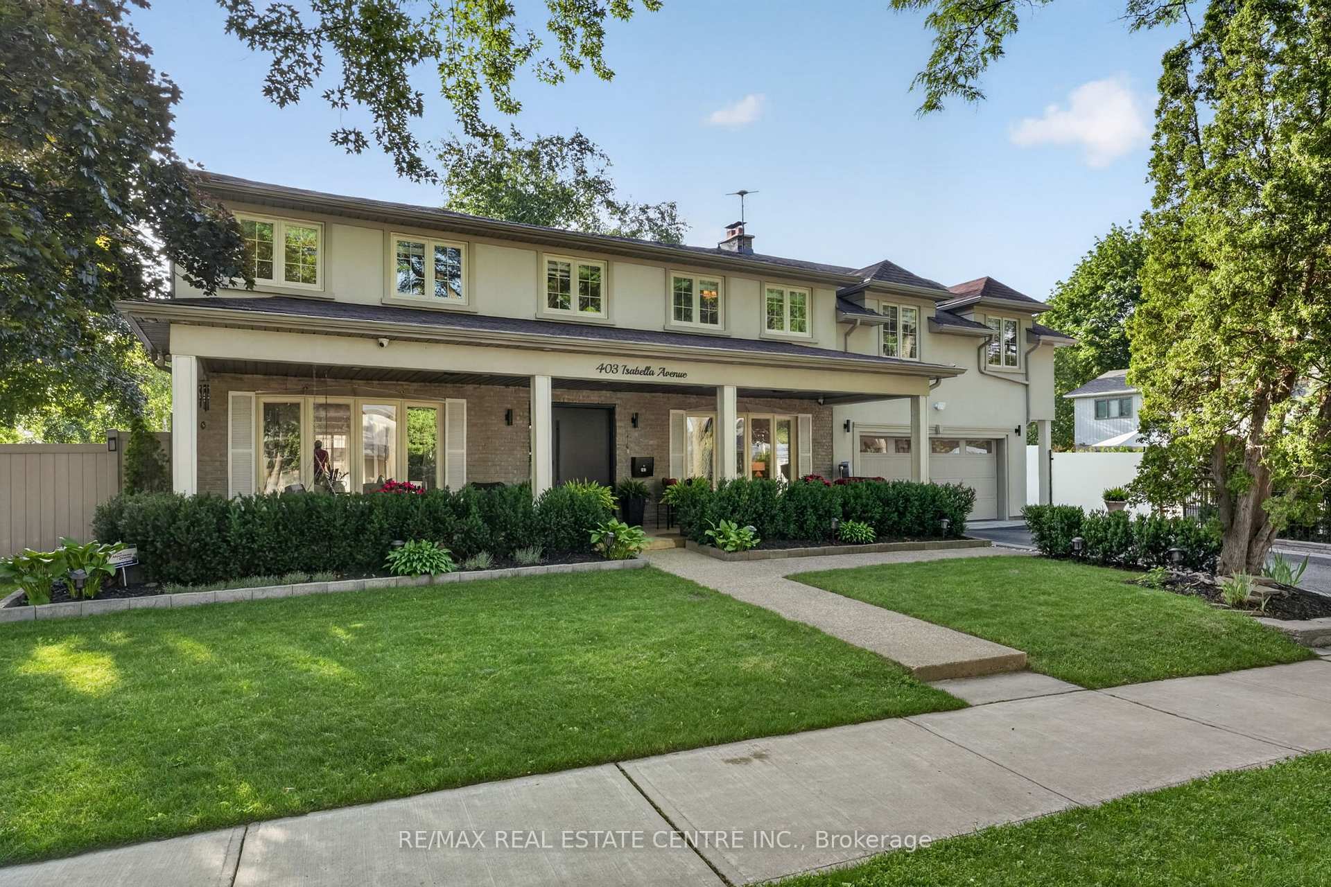 Photo of 403 Isabella Avenue