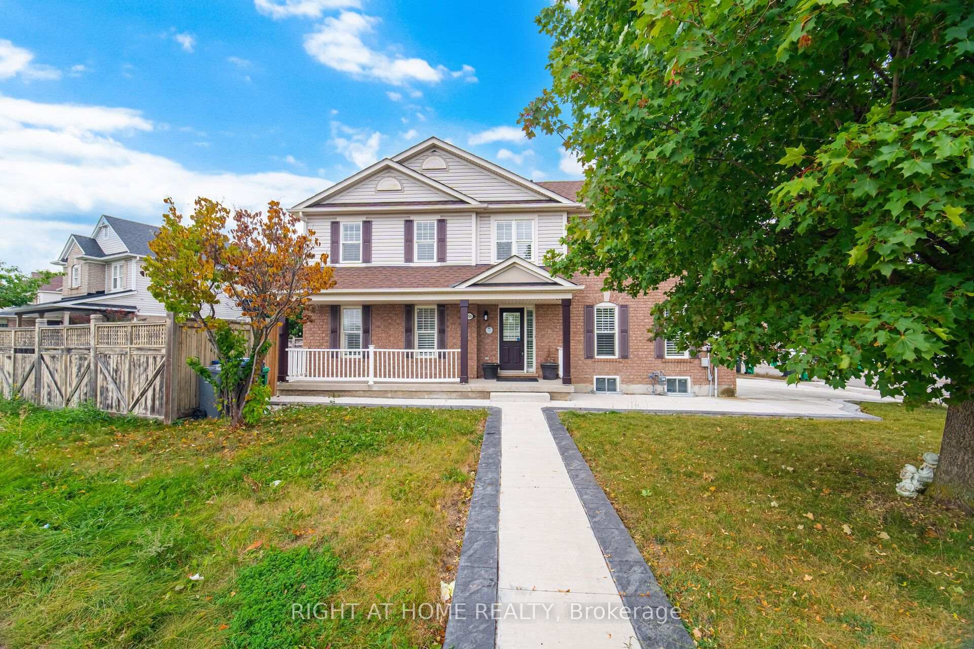 Photo 1 of 355 Brisdale Drive, Brampton, Fletcher's Meadow — HOMEH