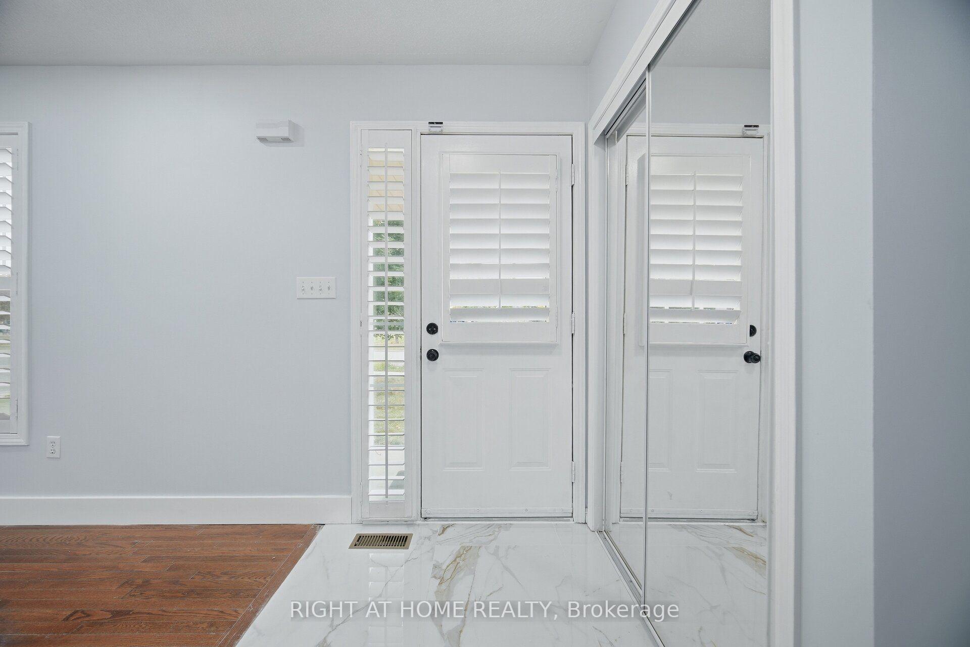 Photo 6 of 355 Brisdale Drive, Brampton, Fletcher's Meadow — HOMEH