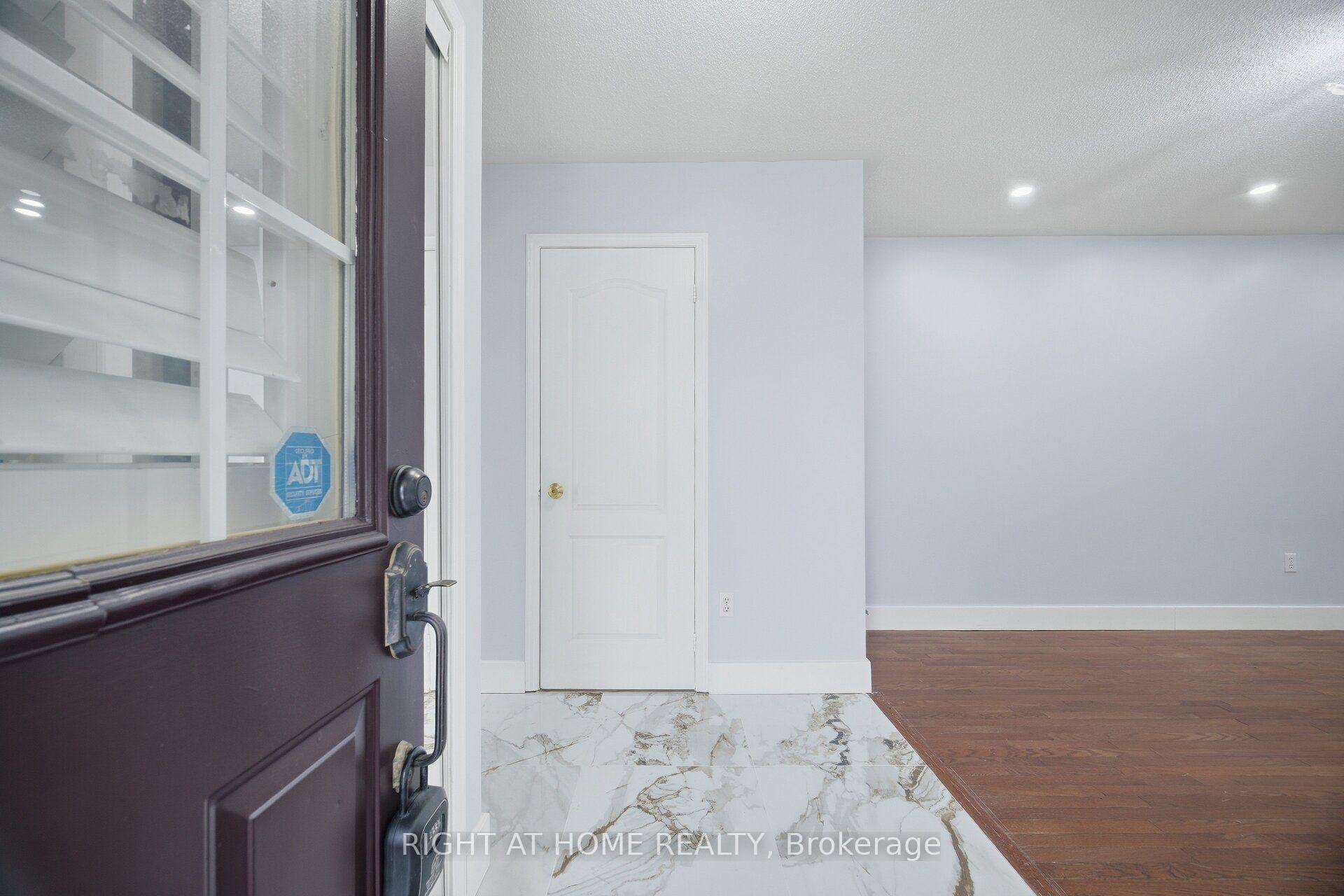 Photo 7 of 355 Brisdale Drive, Brampton, Fletcher's Meadow — HOMEH