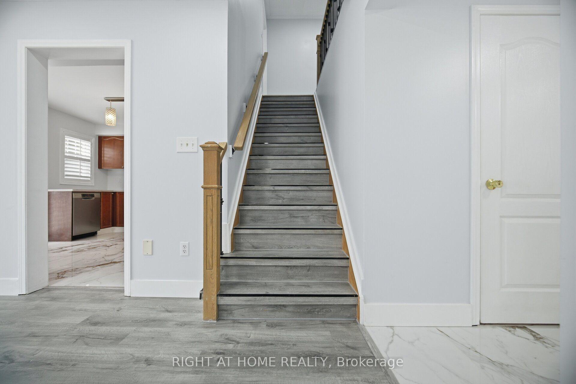 Photo 19 of 355 Brisdale Drive, Brampton, Fletcher's Meadow — HOMEH