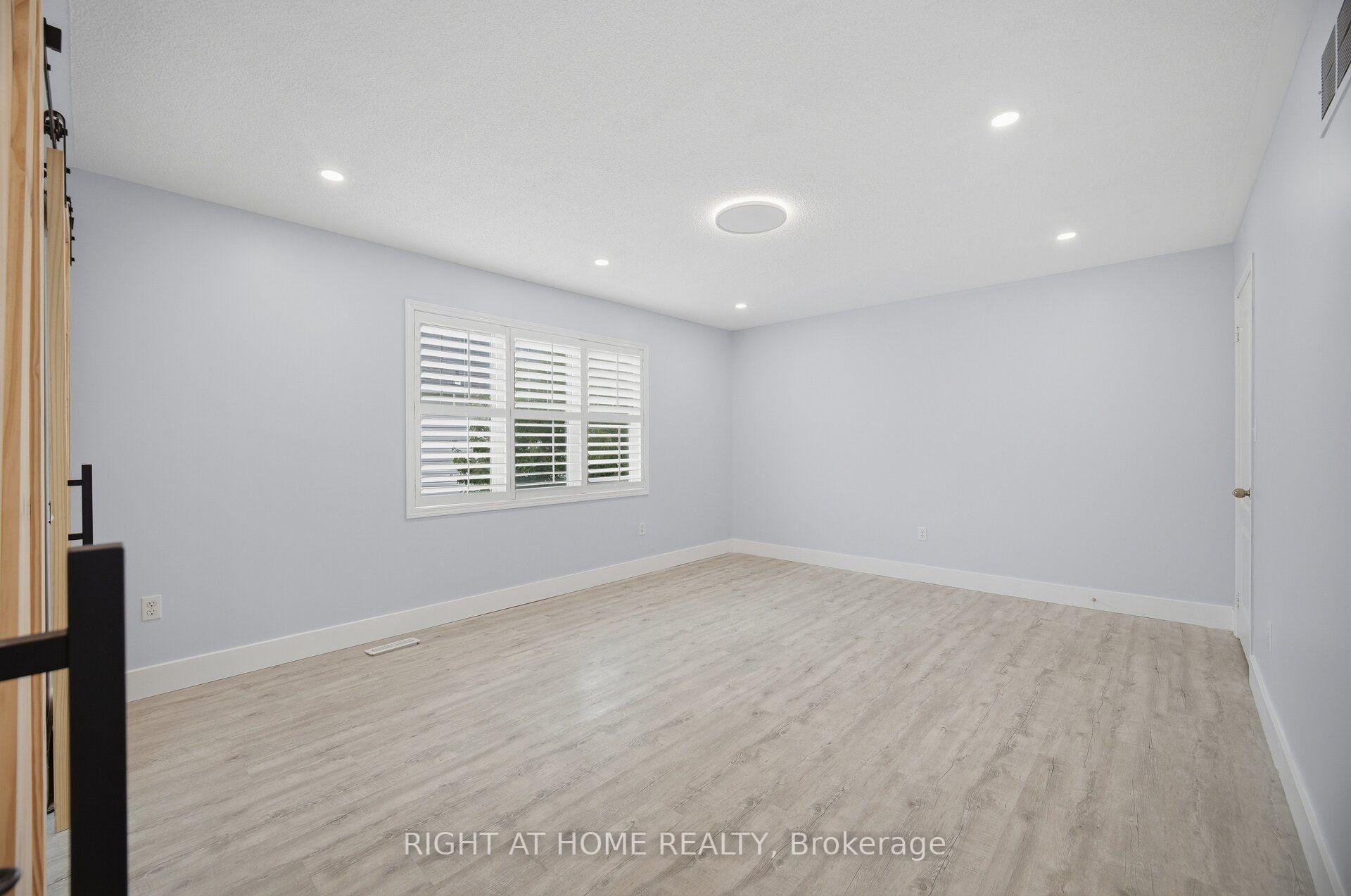 Photo 22 of 355 Brisdale Drive, Brampton, Fletcher's Meadow — HOMEH