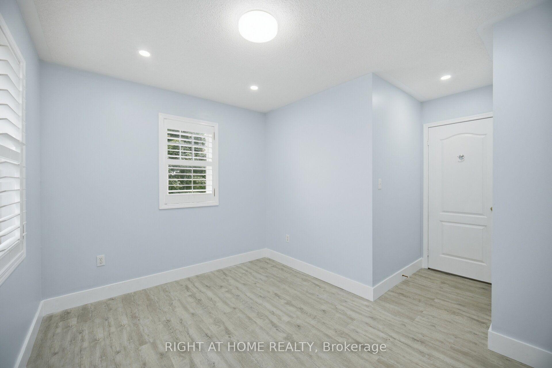 Photo 29 of 355 Brisdale Drive, Brampton, Fletcher's Meadow — HOMEH