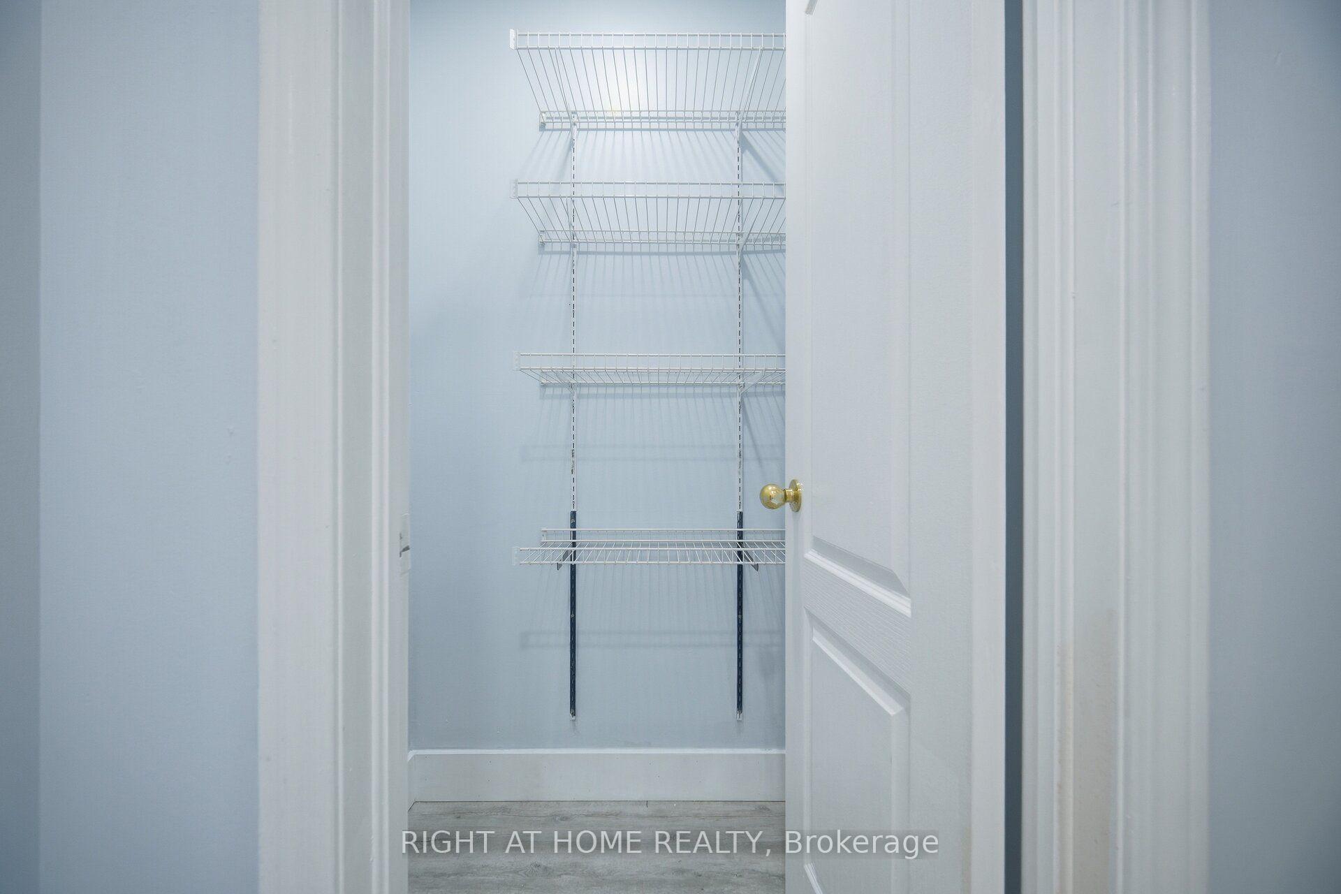 Photo 34 of 355 Brisdale Drive, Brampton, Fletcher's Meadow — HOMEH