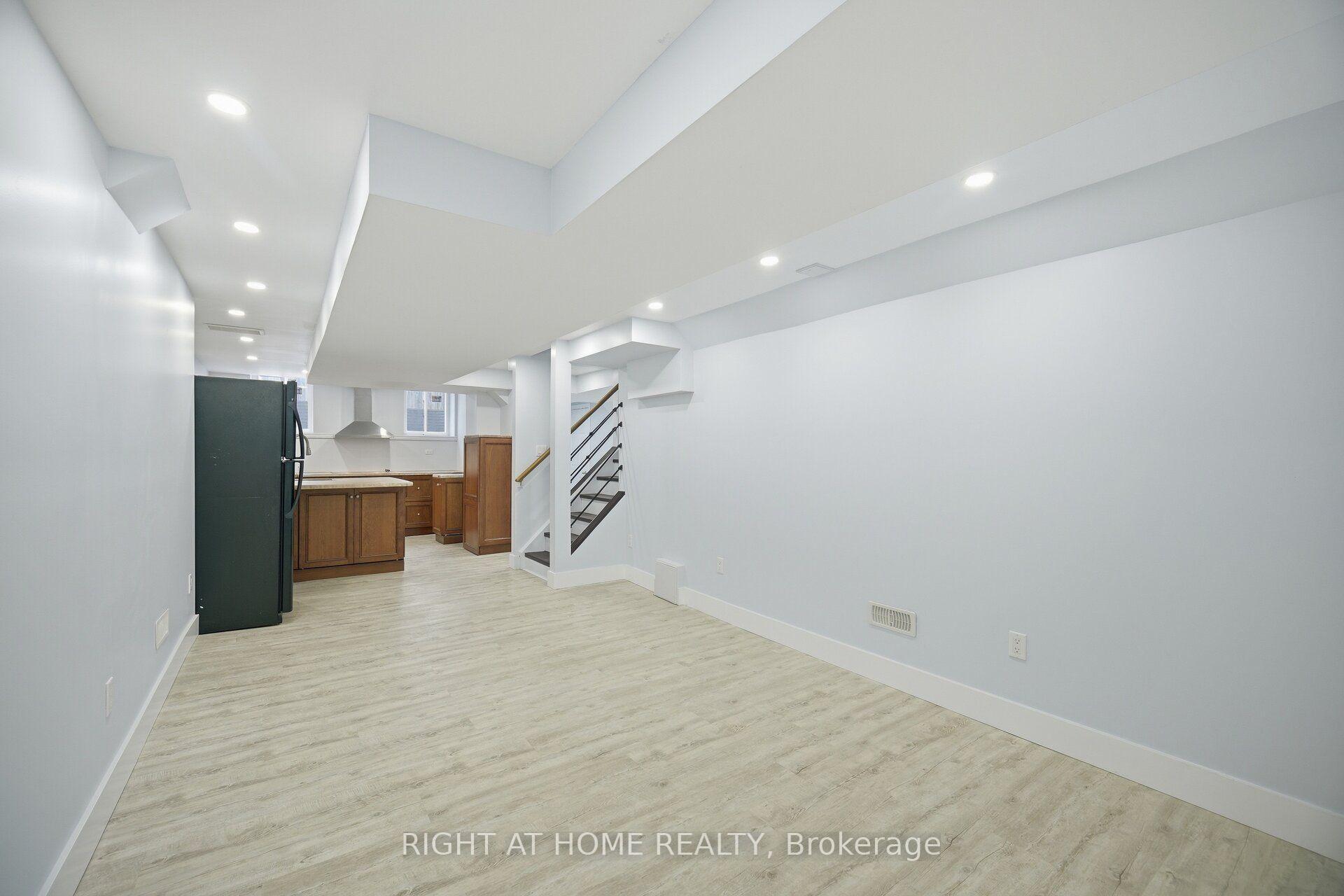 Photo 42 of 355 Brisdale Drive, Brampton, Fletcher's Meadow — HOMEH