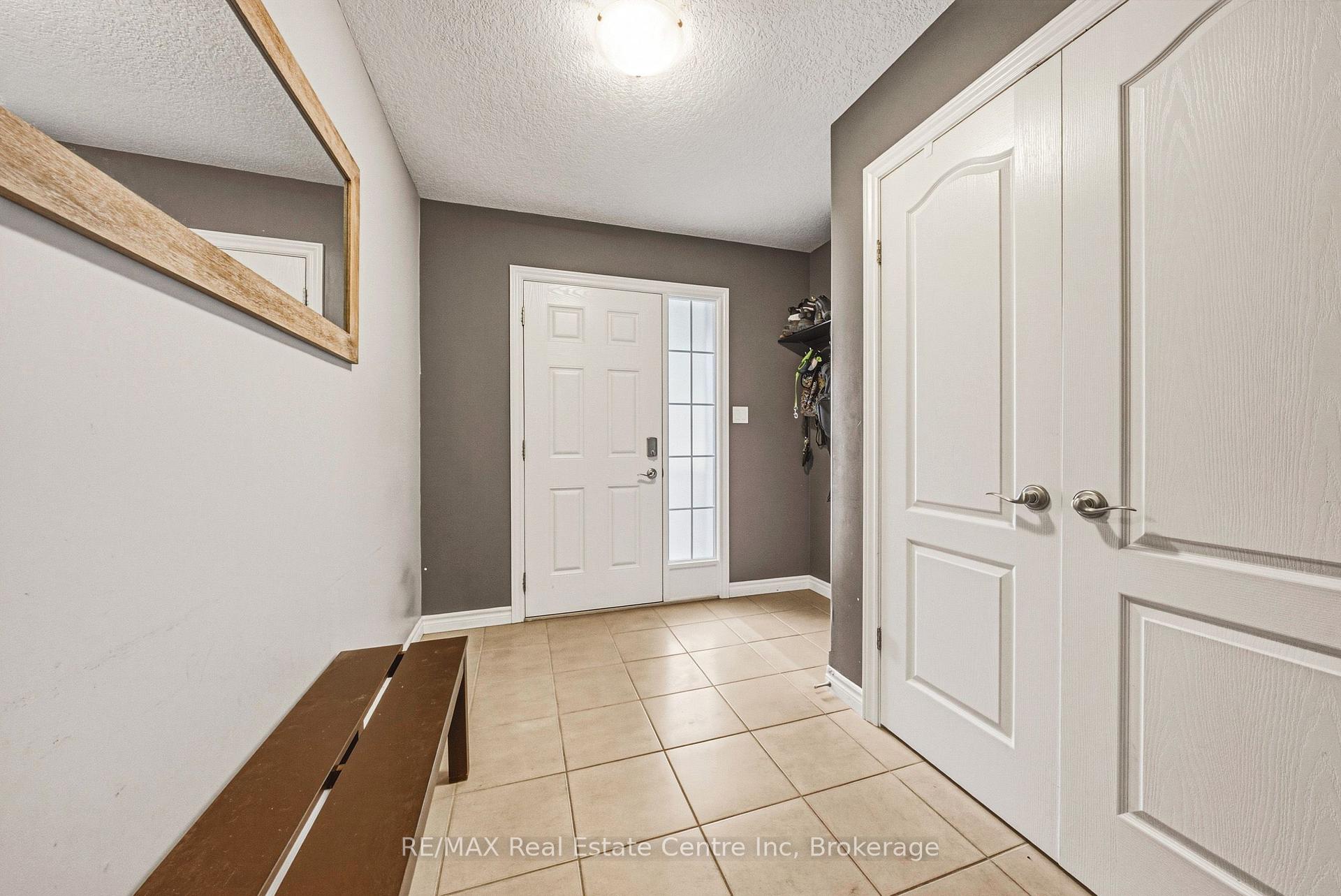 Photo 6 of 93 Couling Crescent, Guelph, Grange Road — HOMEH