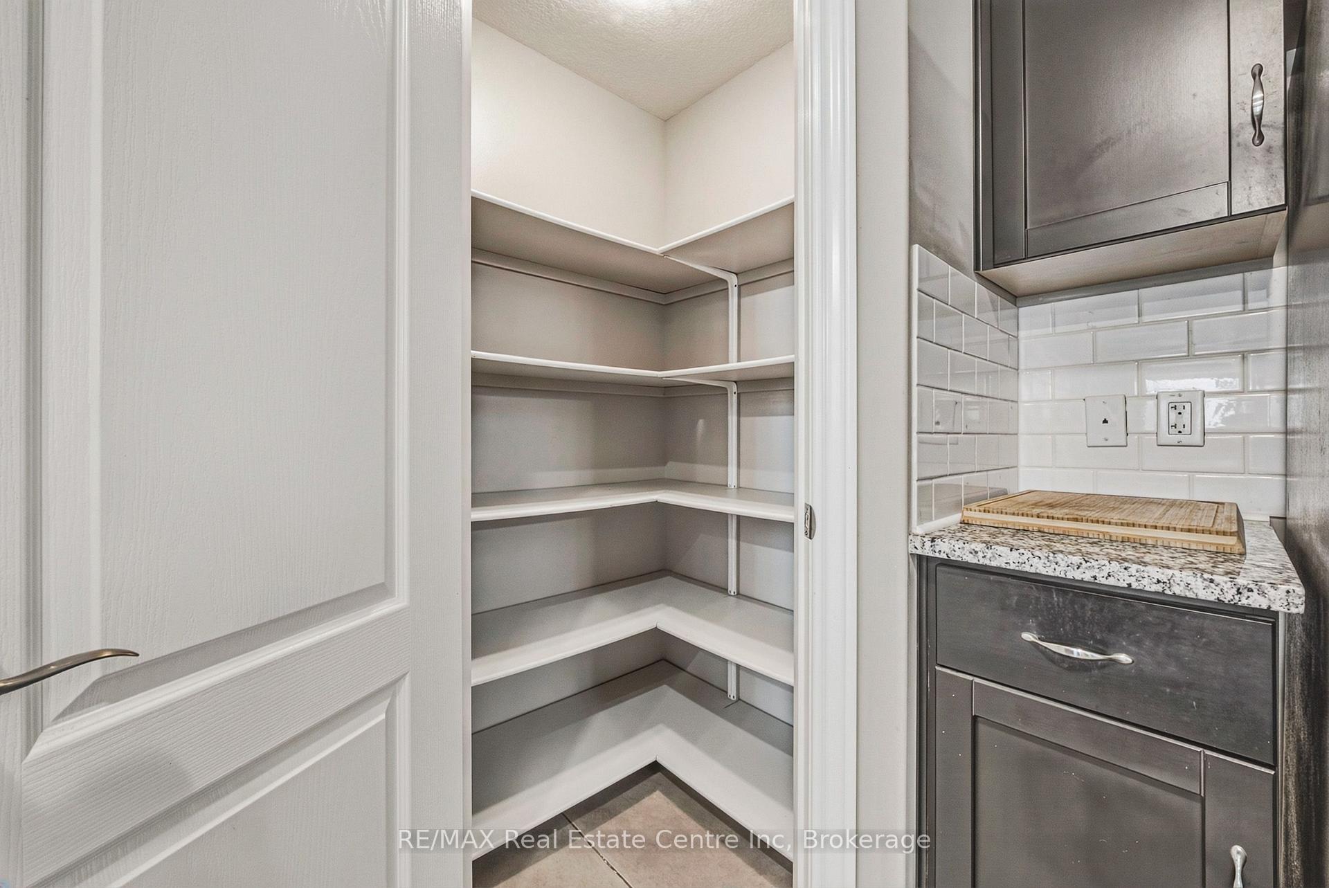 Photo 12 of 93 Couling Crescent, Guelph, Grange Road — HOMEH