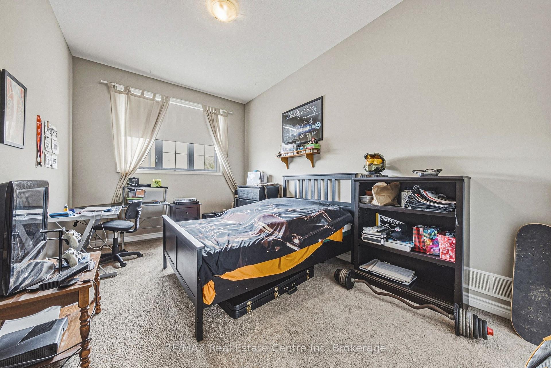 Photo 16 of 93 Couling Crescent, Guelph, Grange Road — HOMEH