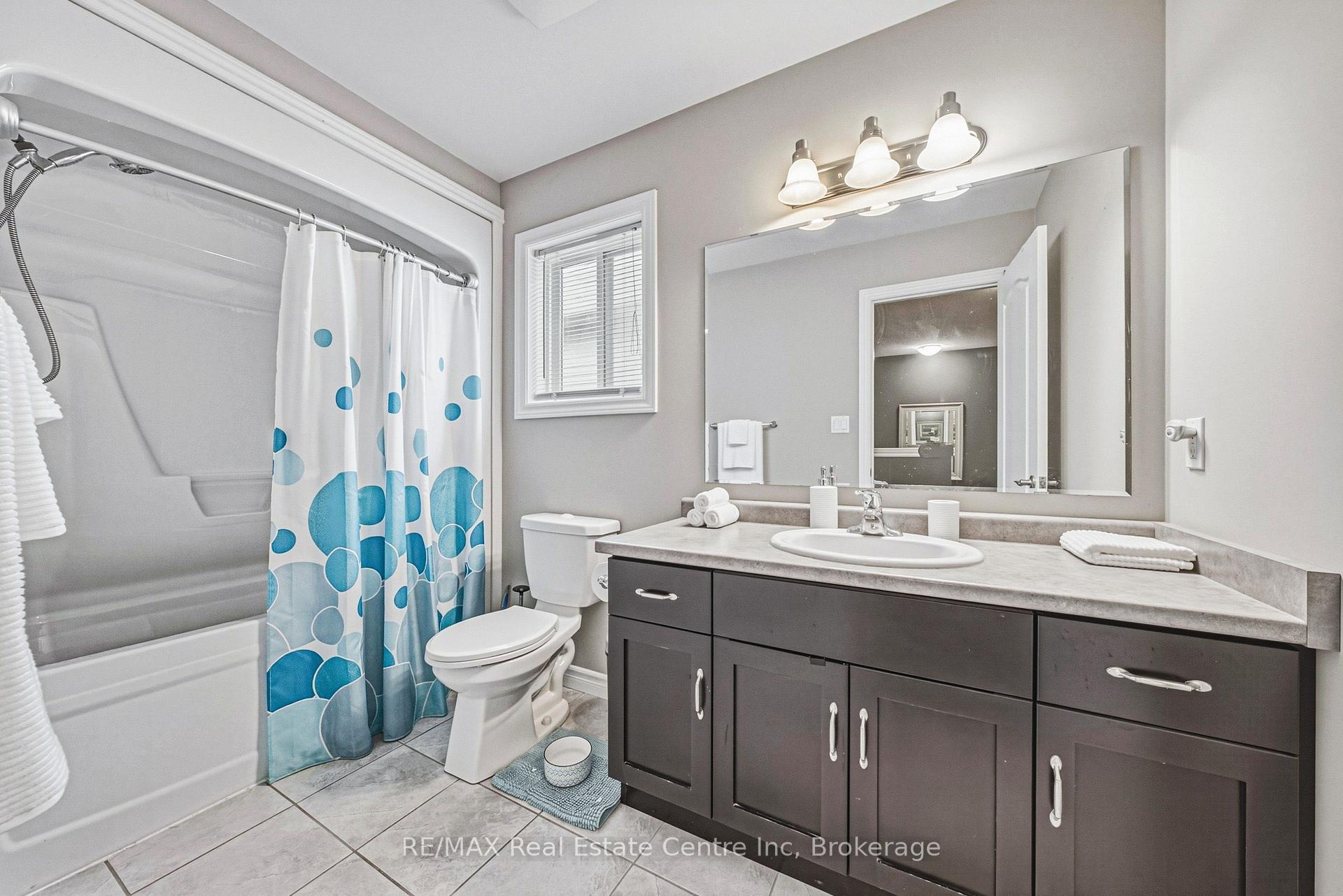 Photo 19 of 93 Couling Crescent, Guelph, Grange Road — HOMEH