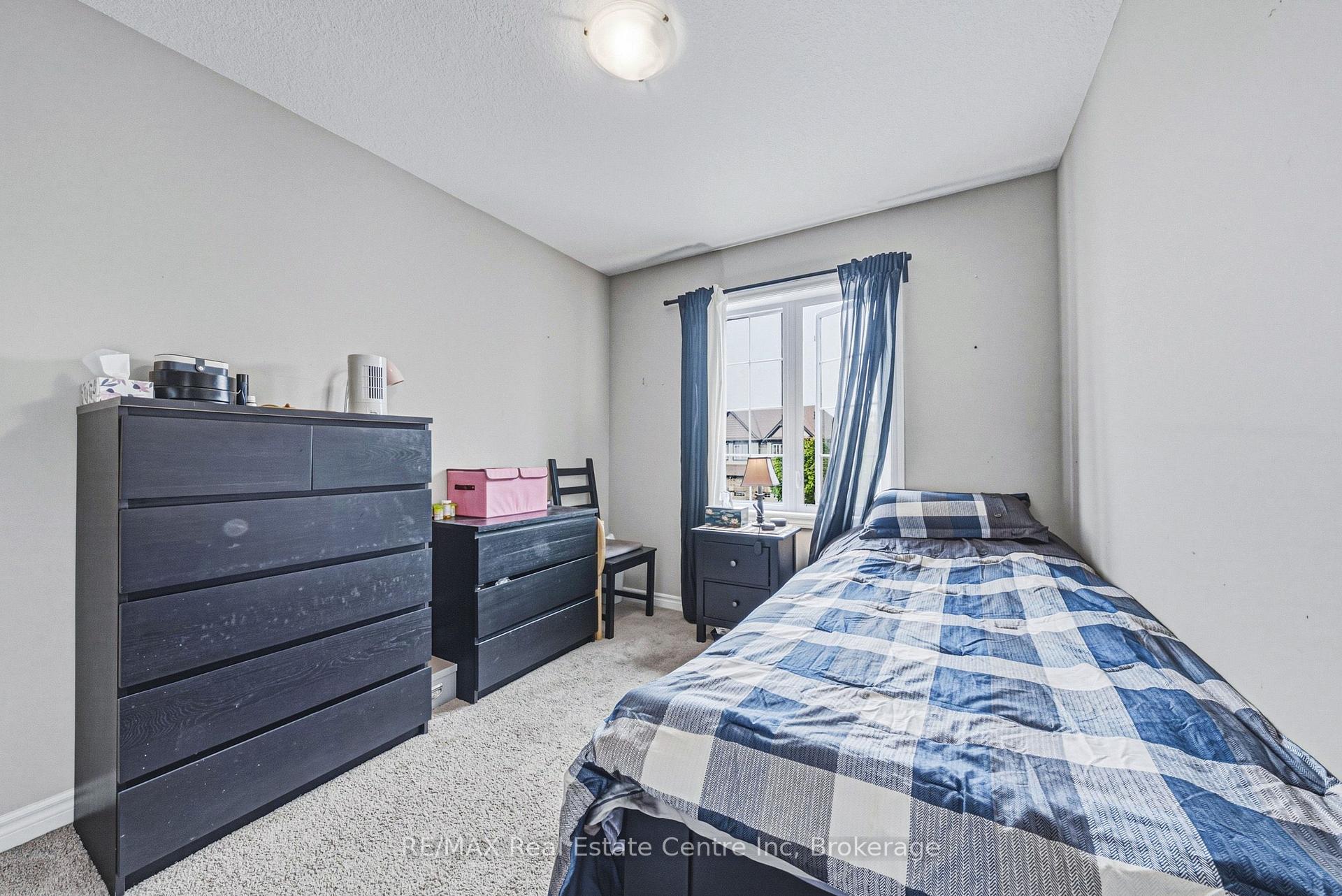 Photo 21 of 93 Couling Crescent, Guelph, Grange Road — HOMEH