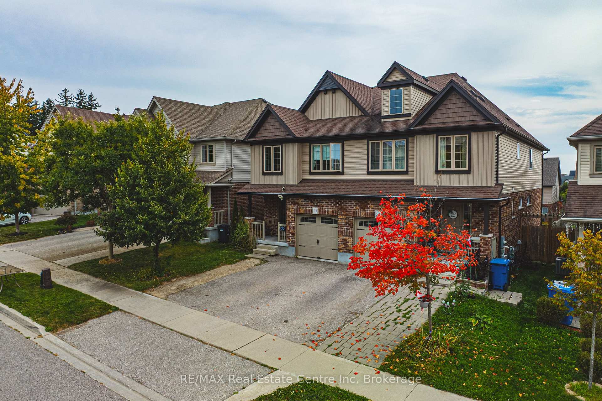 Photo 39 of 93 Couling Crescent, Guelph, Grange Road — HOMEH