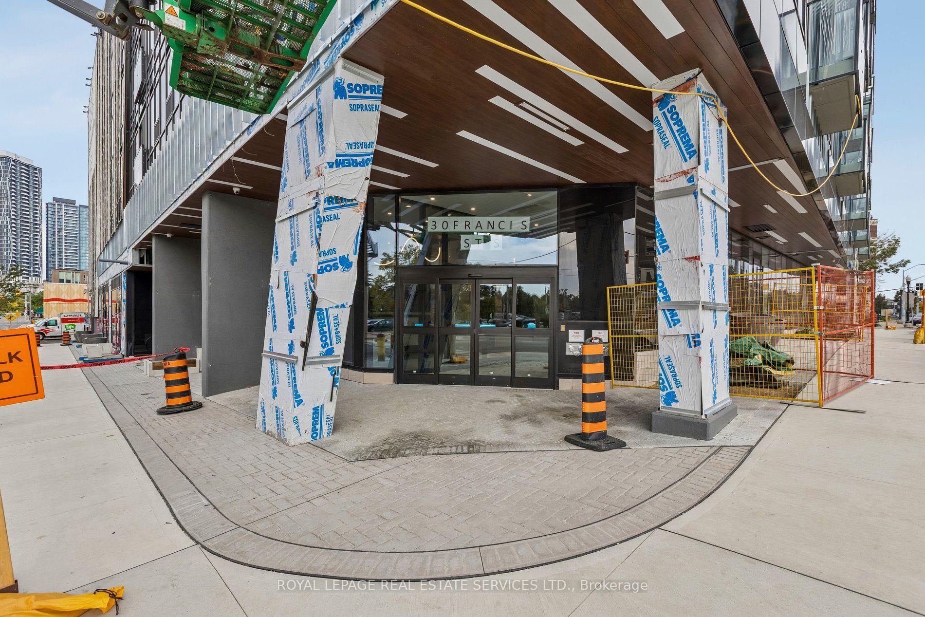 Photo 2 of Unit 2408, 30 Francis Street S, Kitchener, City Commercial Core — HOMEH
