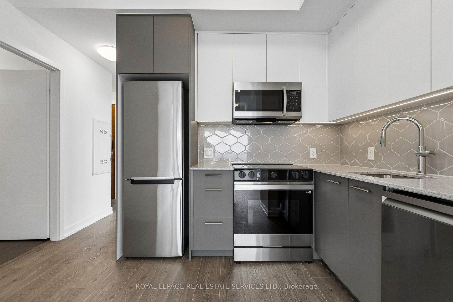 Photo 5 of Unit 2408, 30 Francis Street S, Kitchener, City Commercial Core — HOMEH