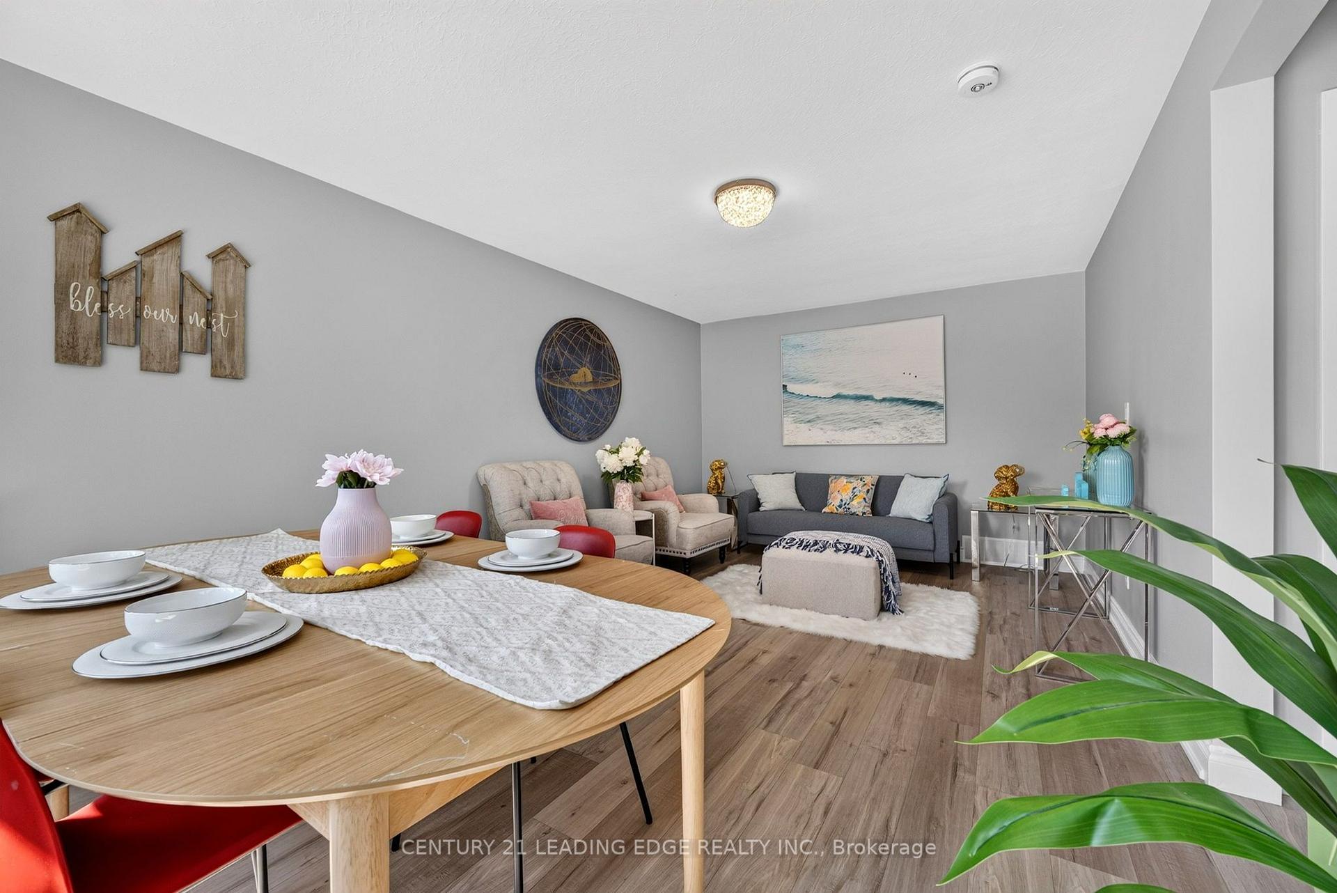 Photo 12 of 382 Fairlawn Street, Oshawa, McLaughlin — HOMEH