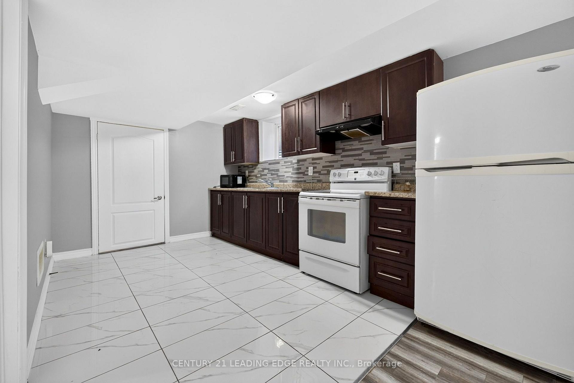Photo 32 of 382 Fairlawn Street, Oshawa, McLaughlin — HOMEH