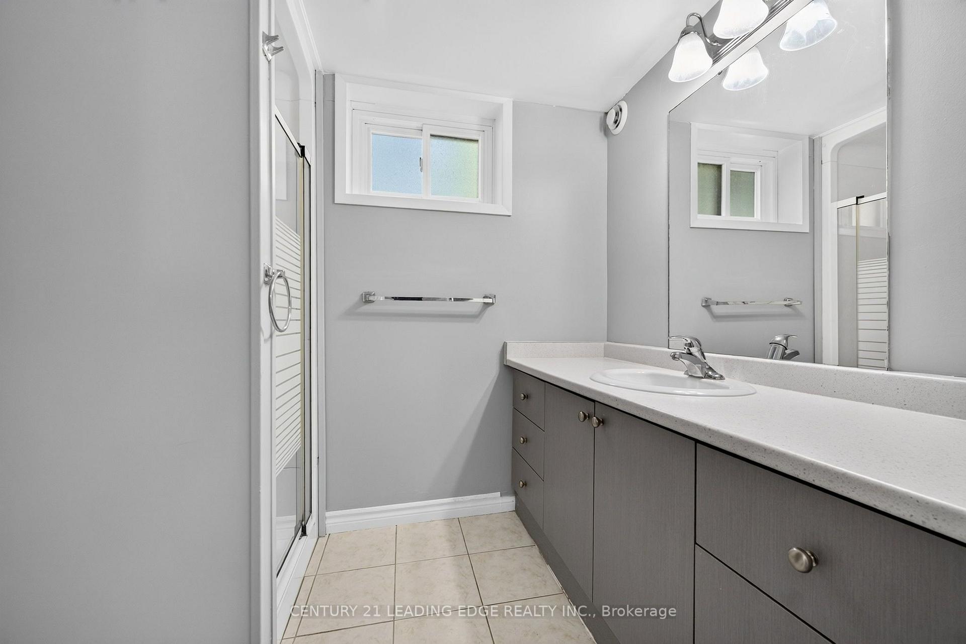 Photo 35 of 382 Fairlawn Street, Oshawa, McLaughlin — HOMEH