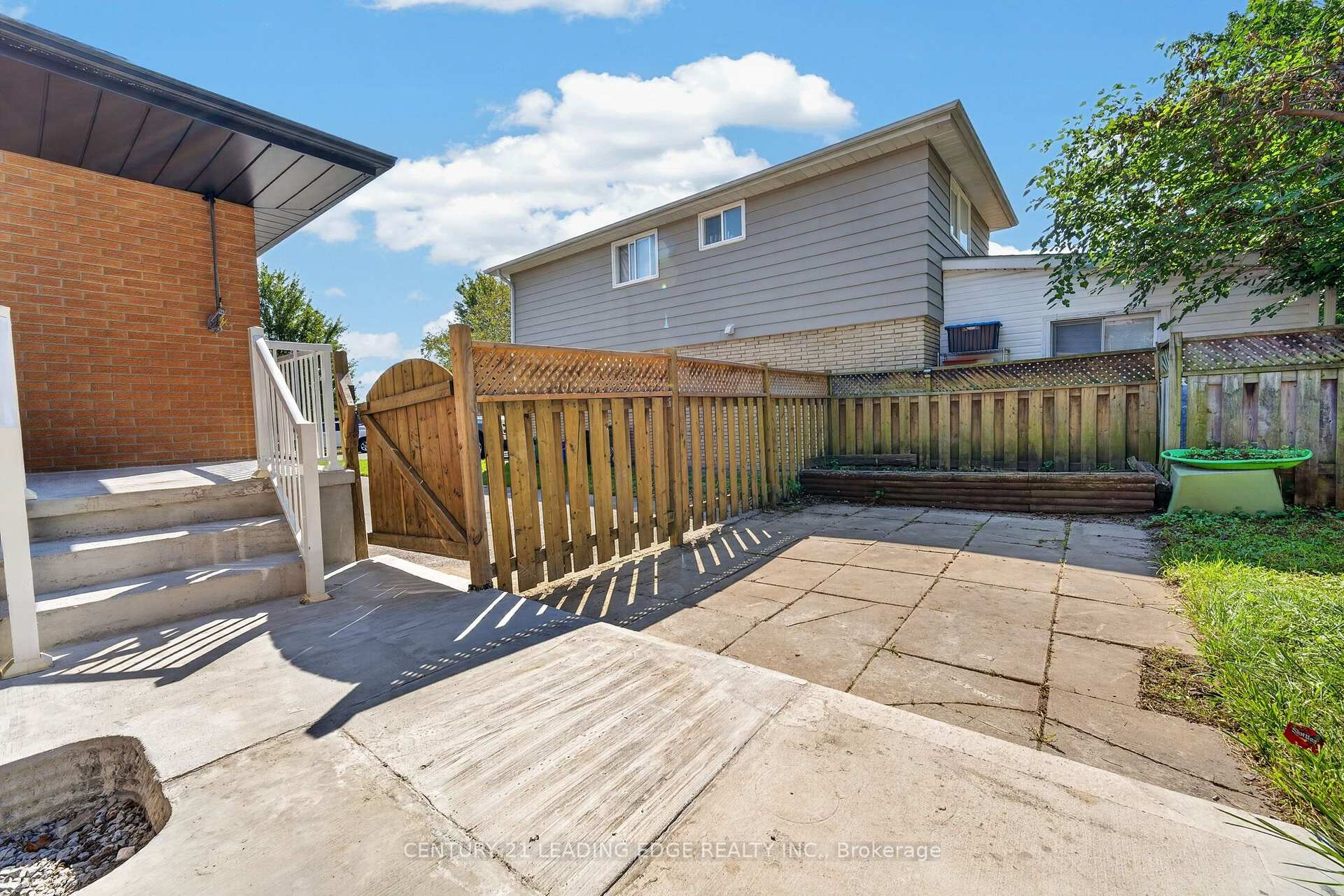 Photo 45 of 382 Fairlawn Street, Oshawa, McLaughlin — HOMEH